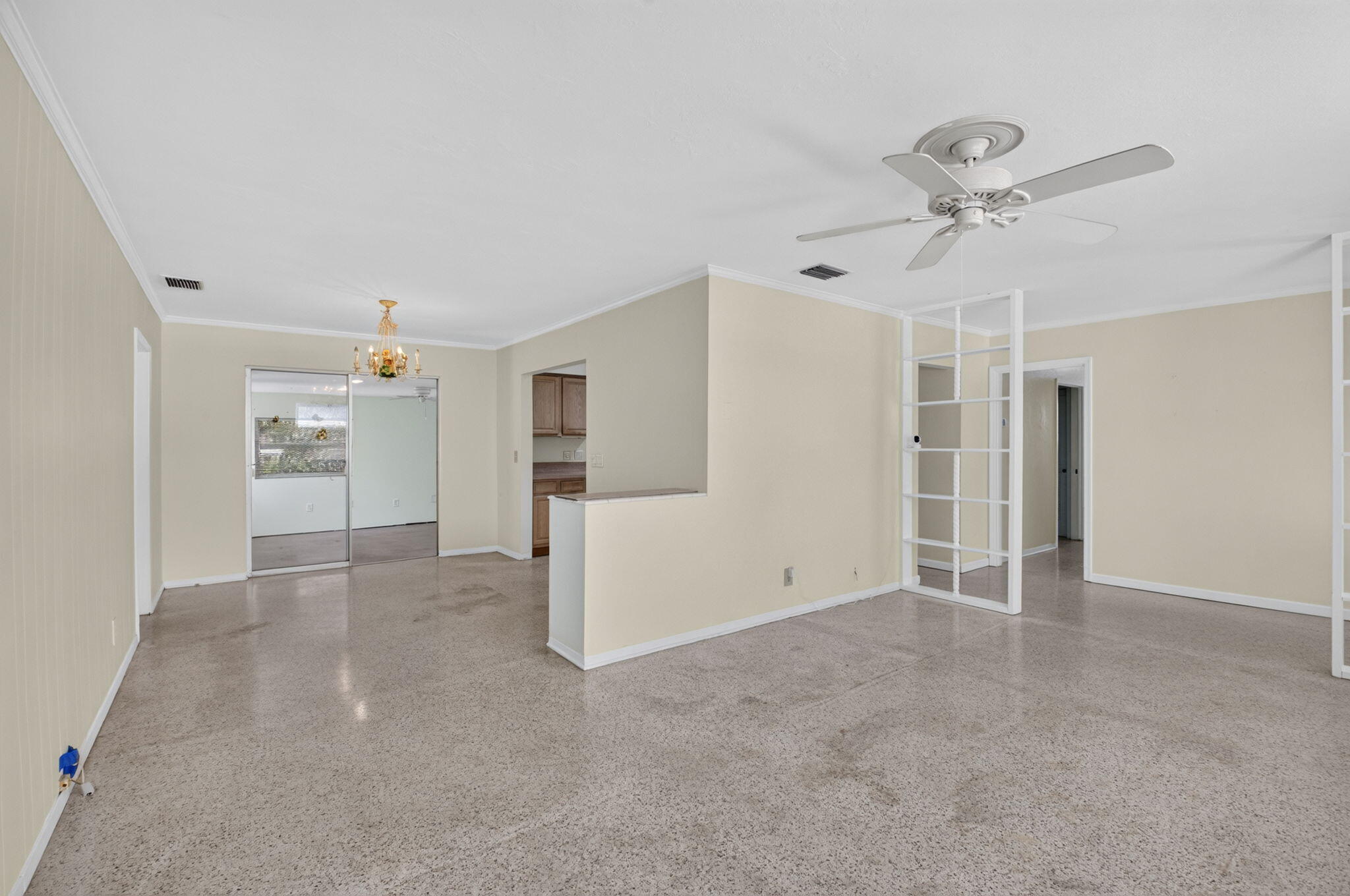 1205 SW 1ST Street