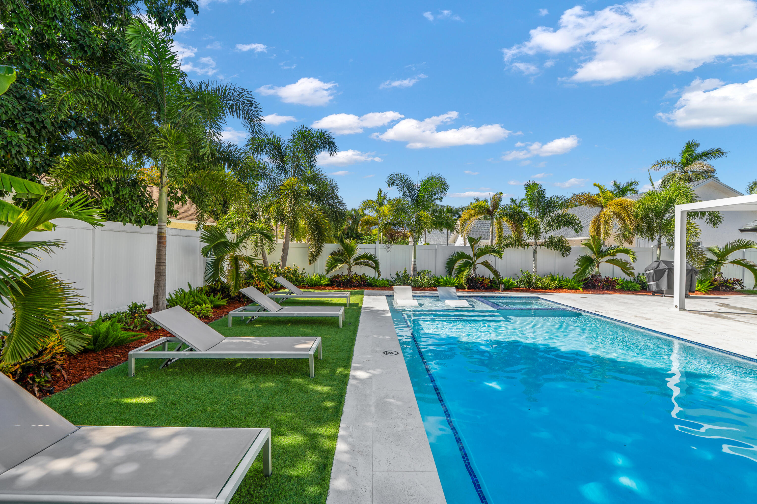 3005 DUNLIN Road