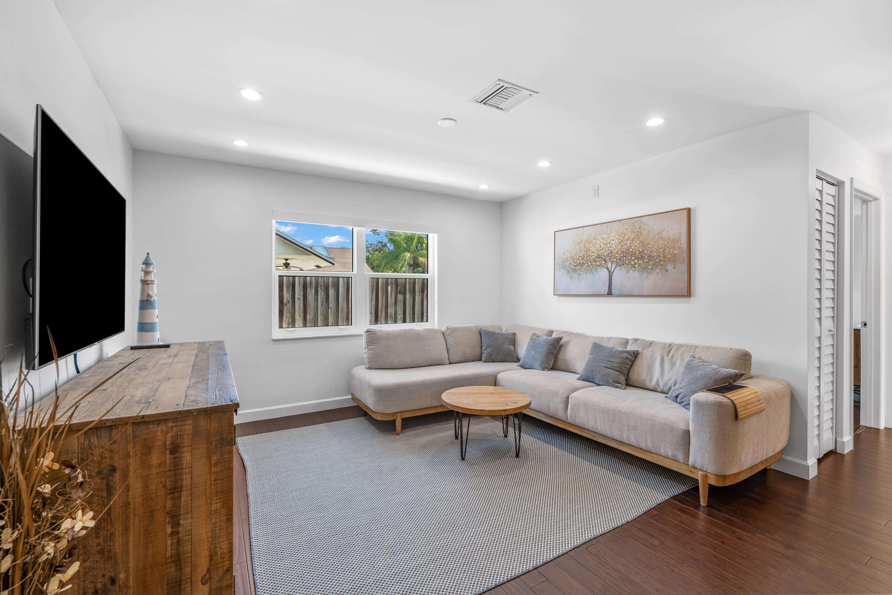3005 DUNLIN Road