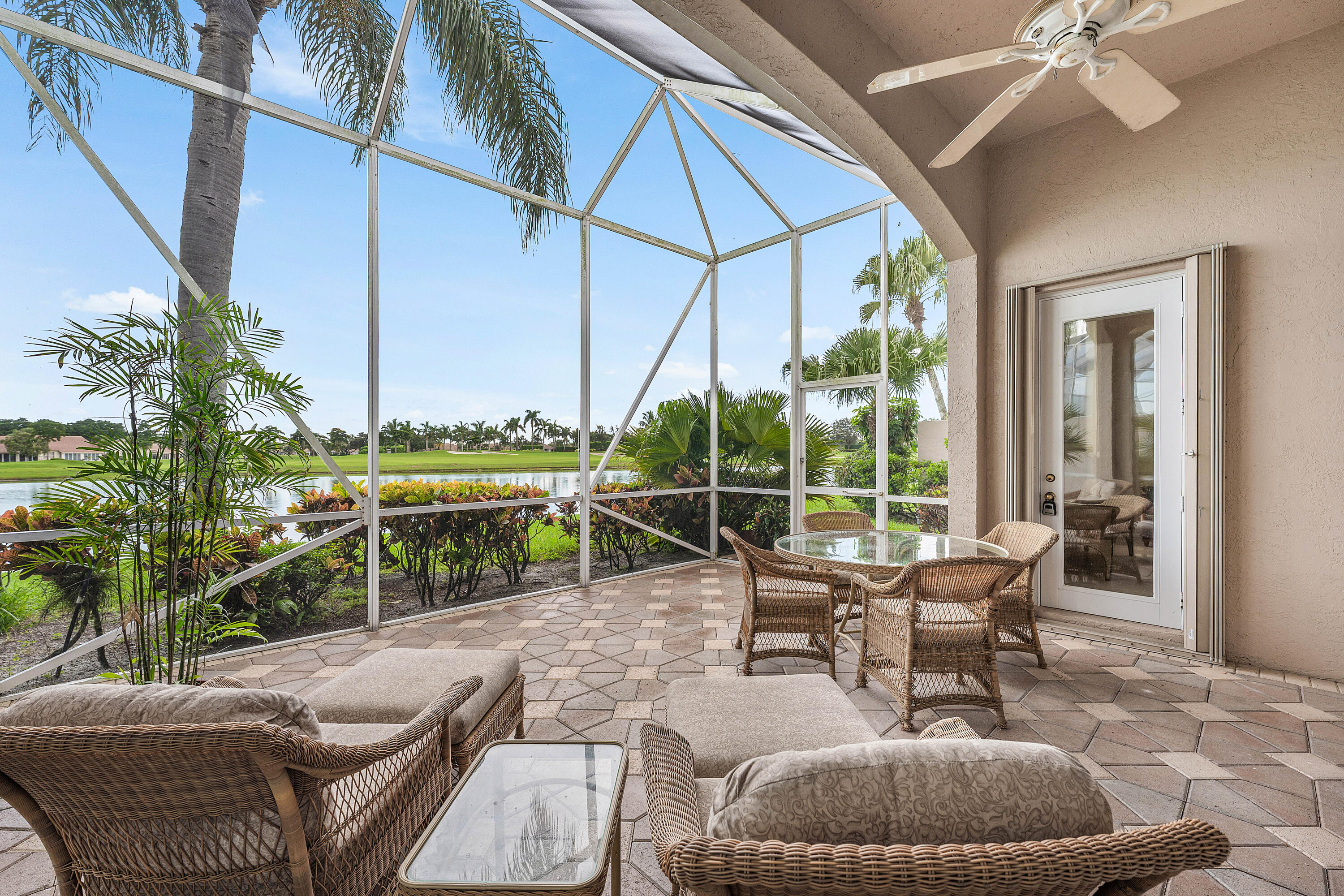 6947 FAIRWAY LAKES Drive