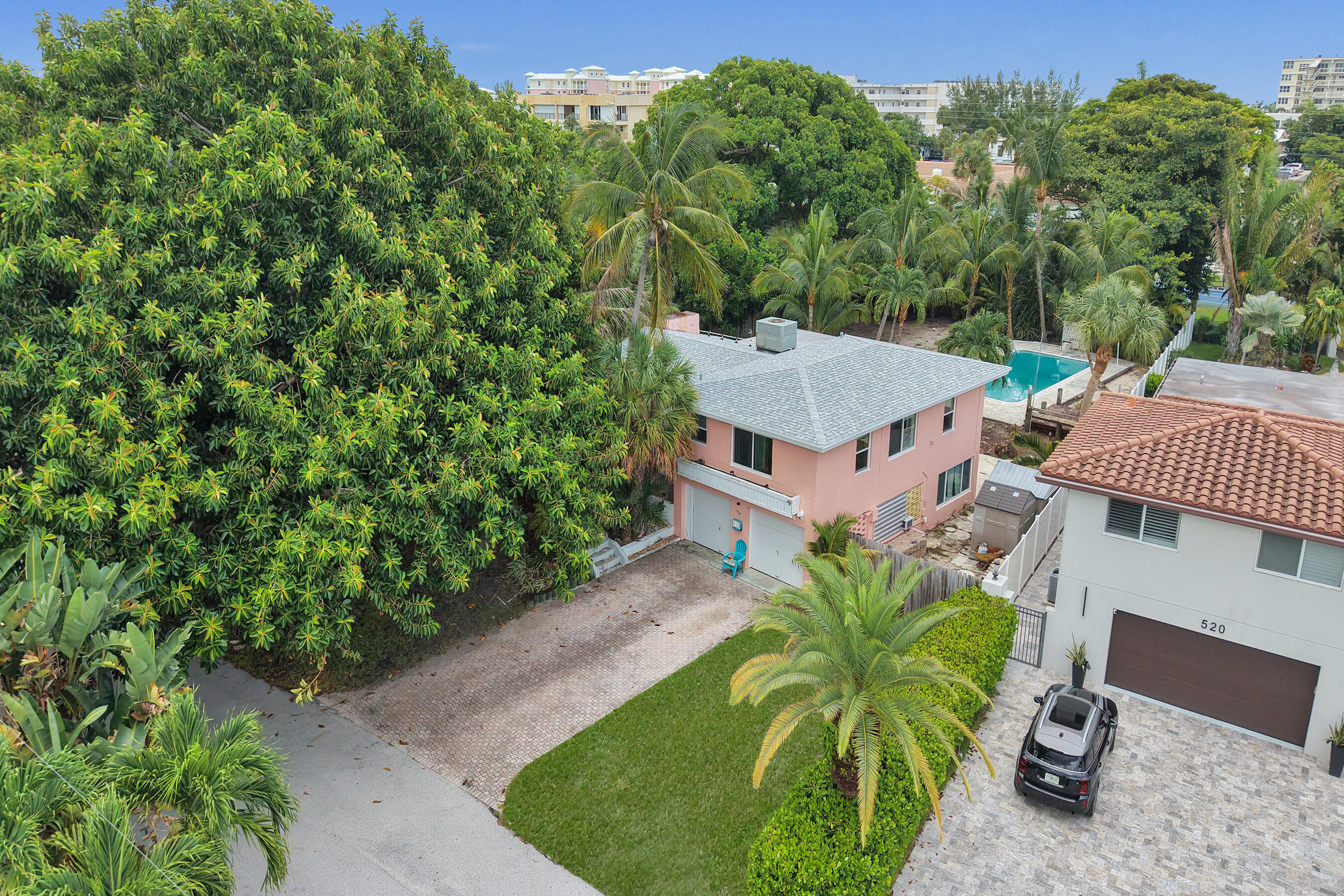 460 SE 18TH Avenue