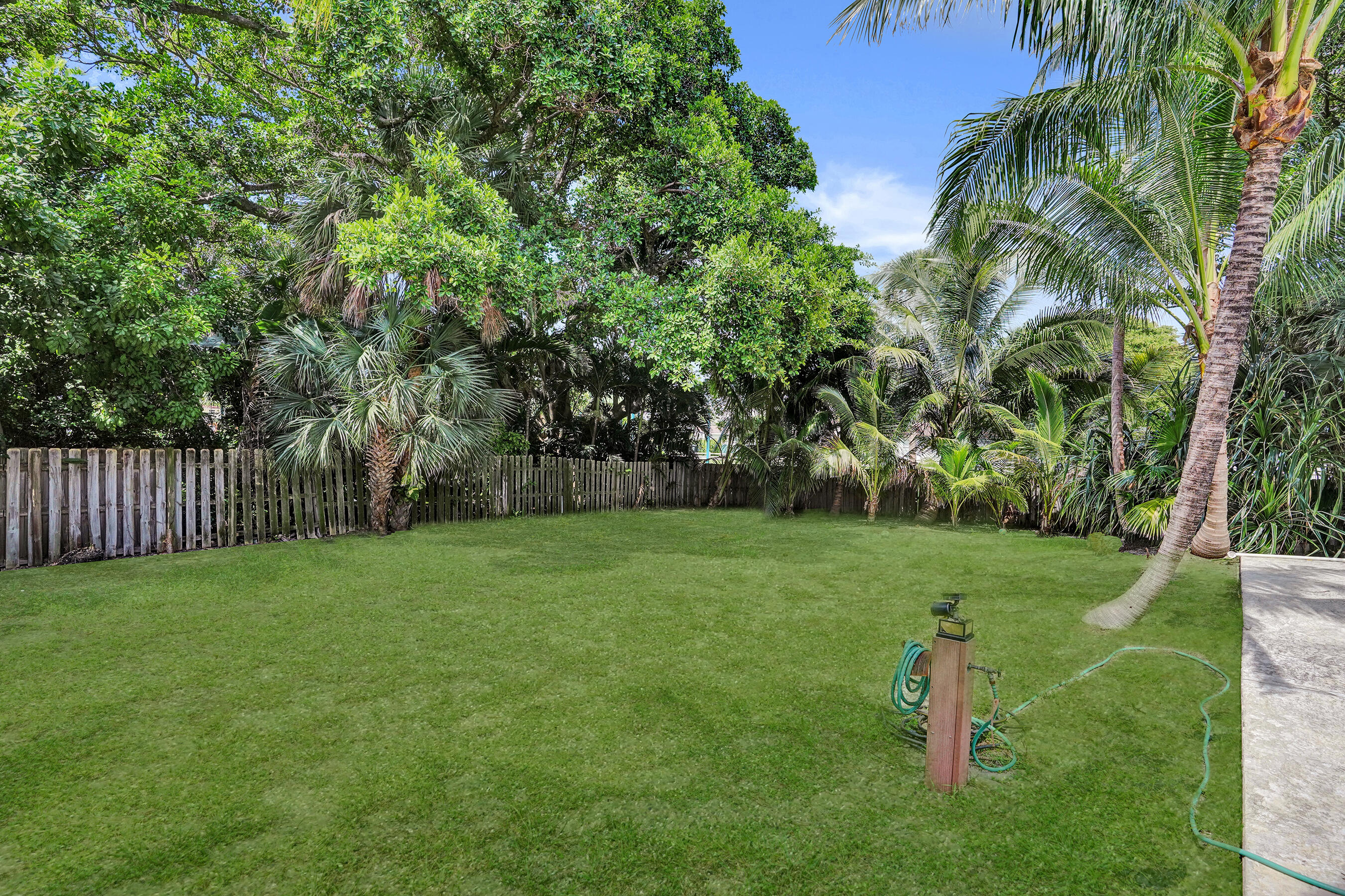 460 SE 18TH Avenue