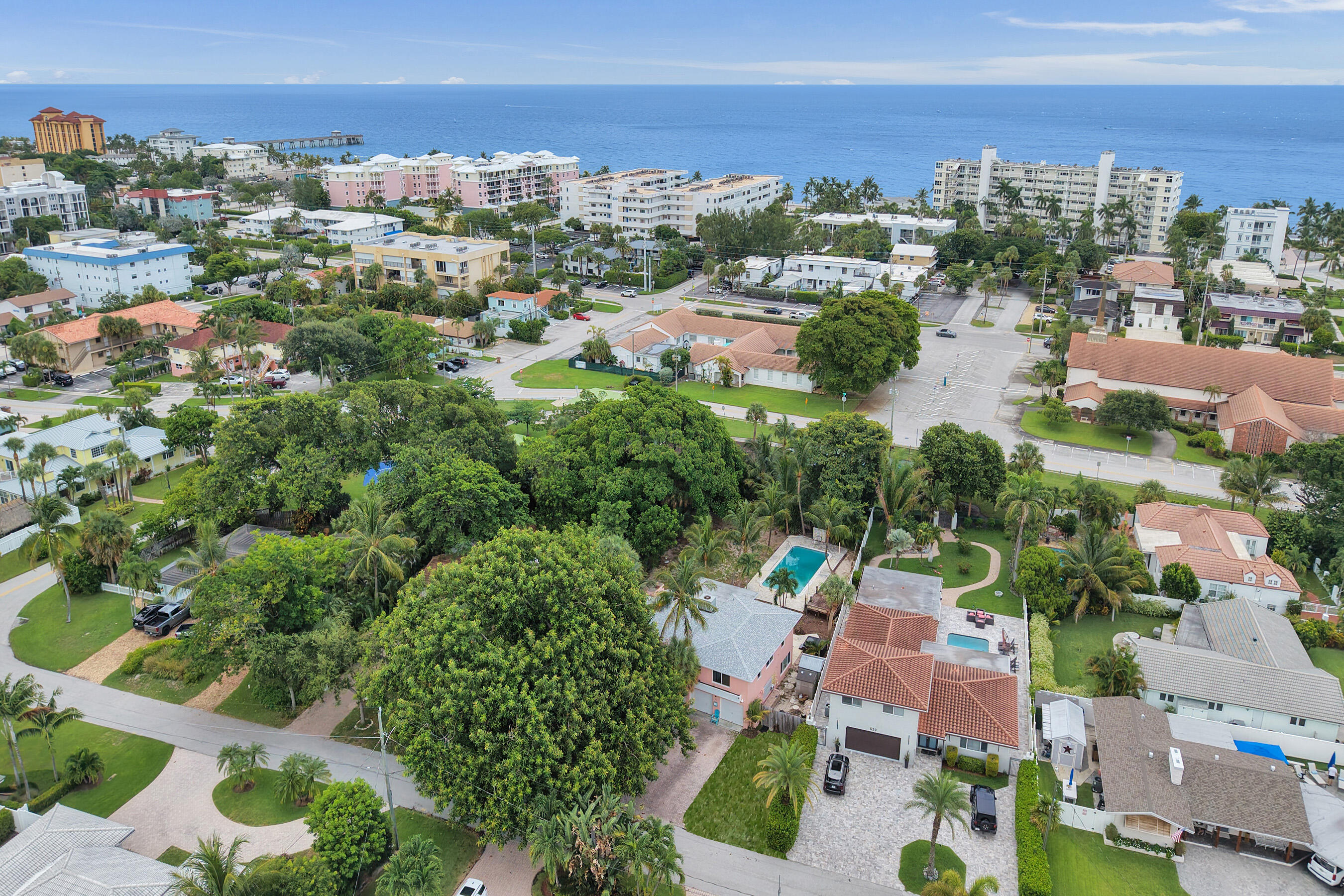 460 SE 18TH Avenue