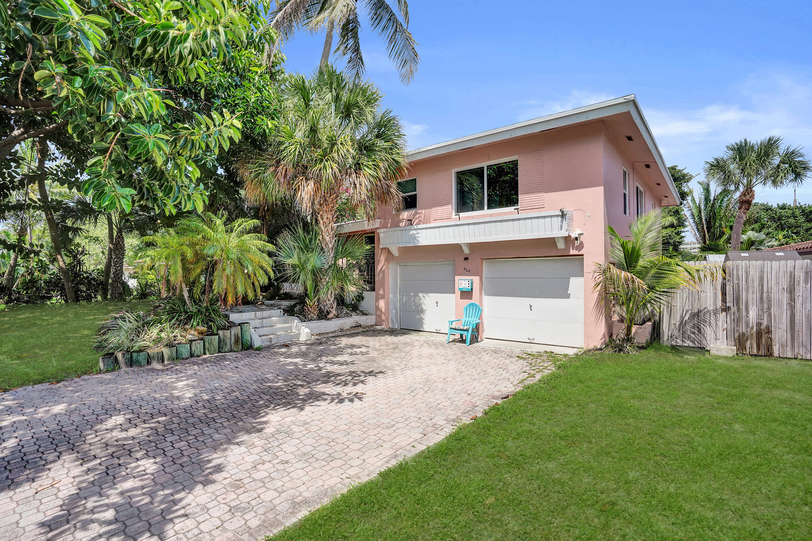 460 SE 18TH Avenue
