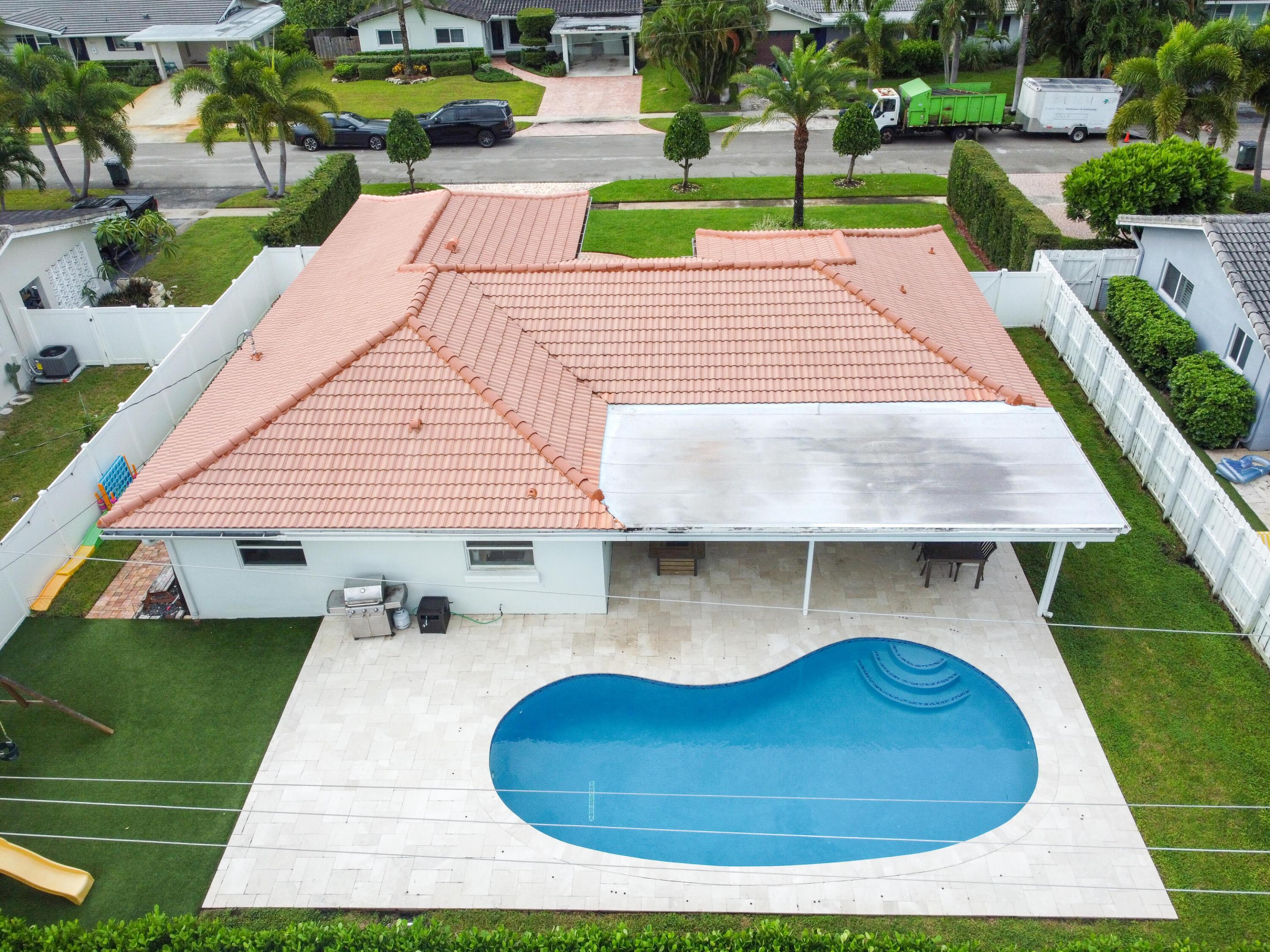 979 SW 13TH Drive