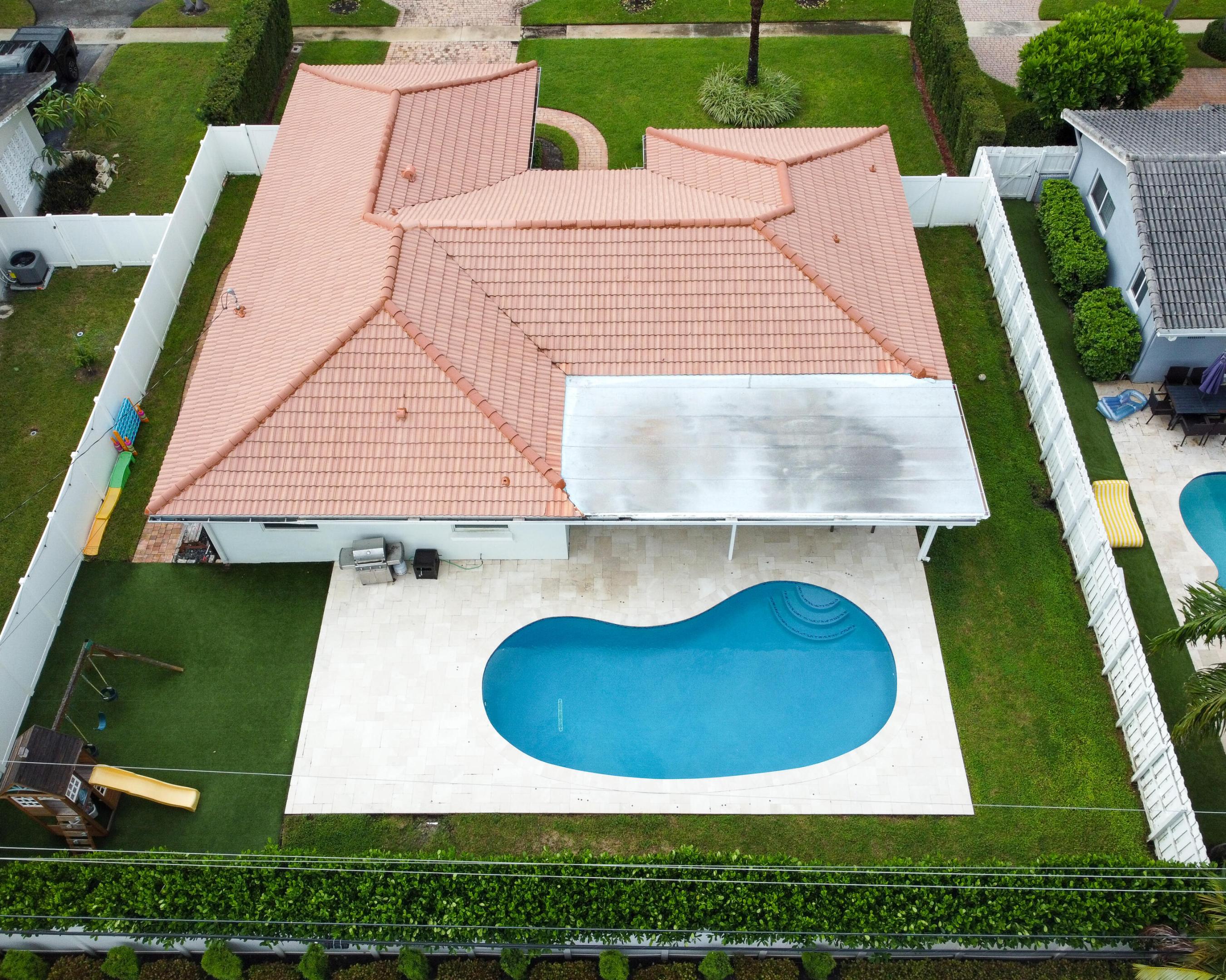 979 SW 13TH Drive