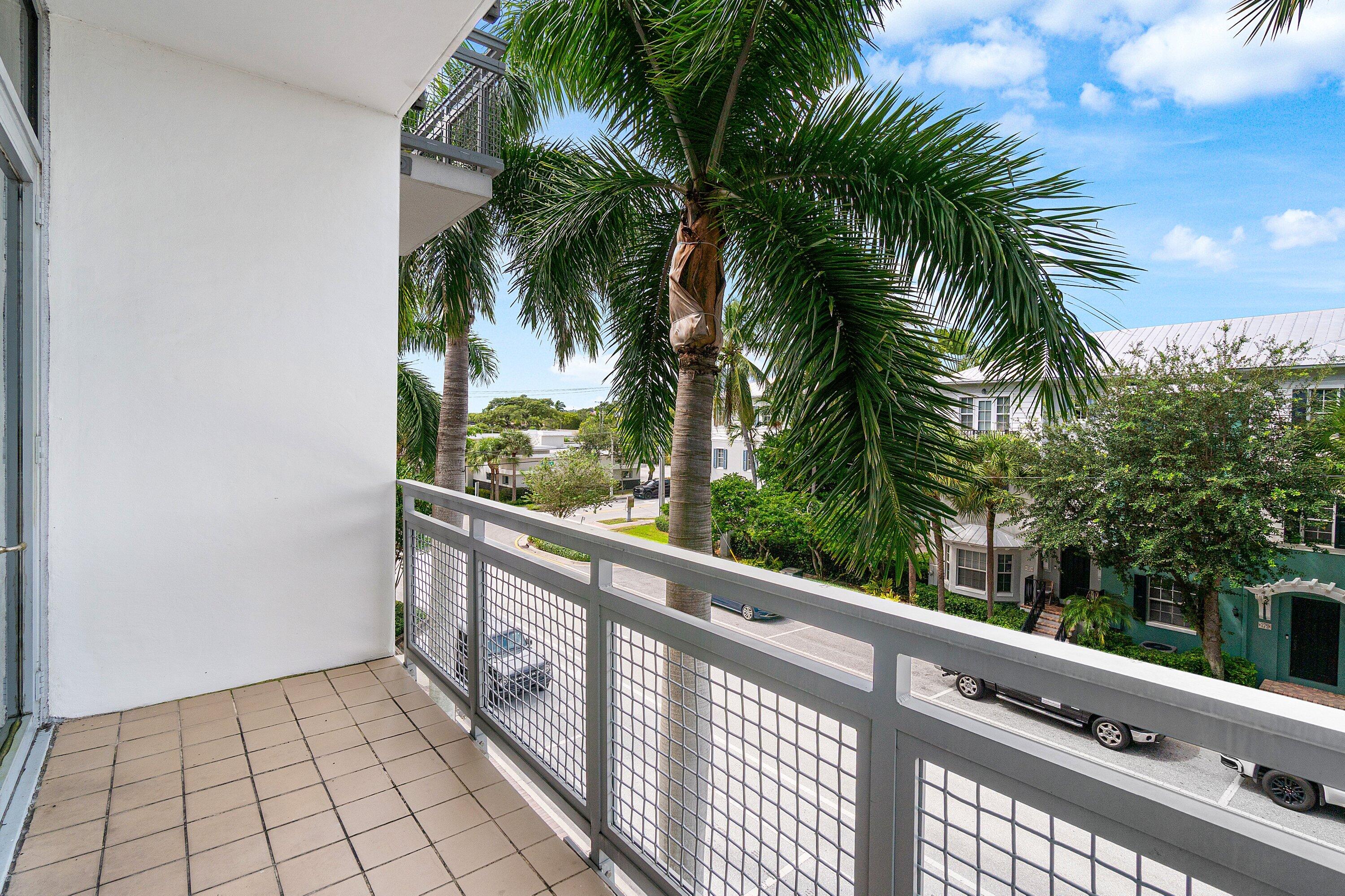 365 SE 6TH Avenue 310