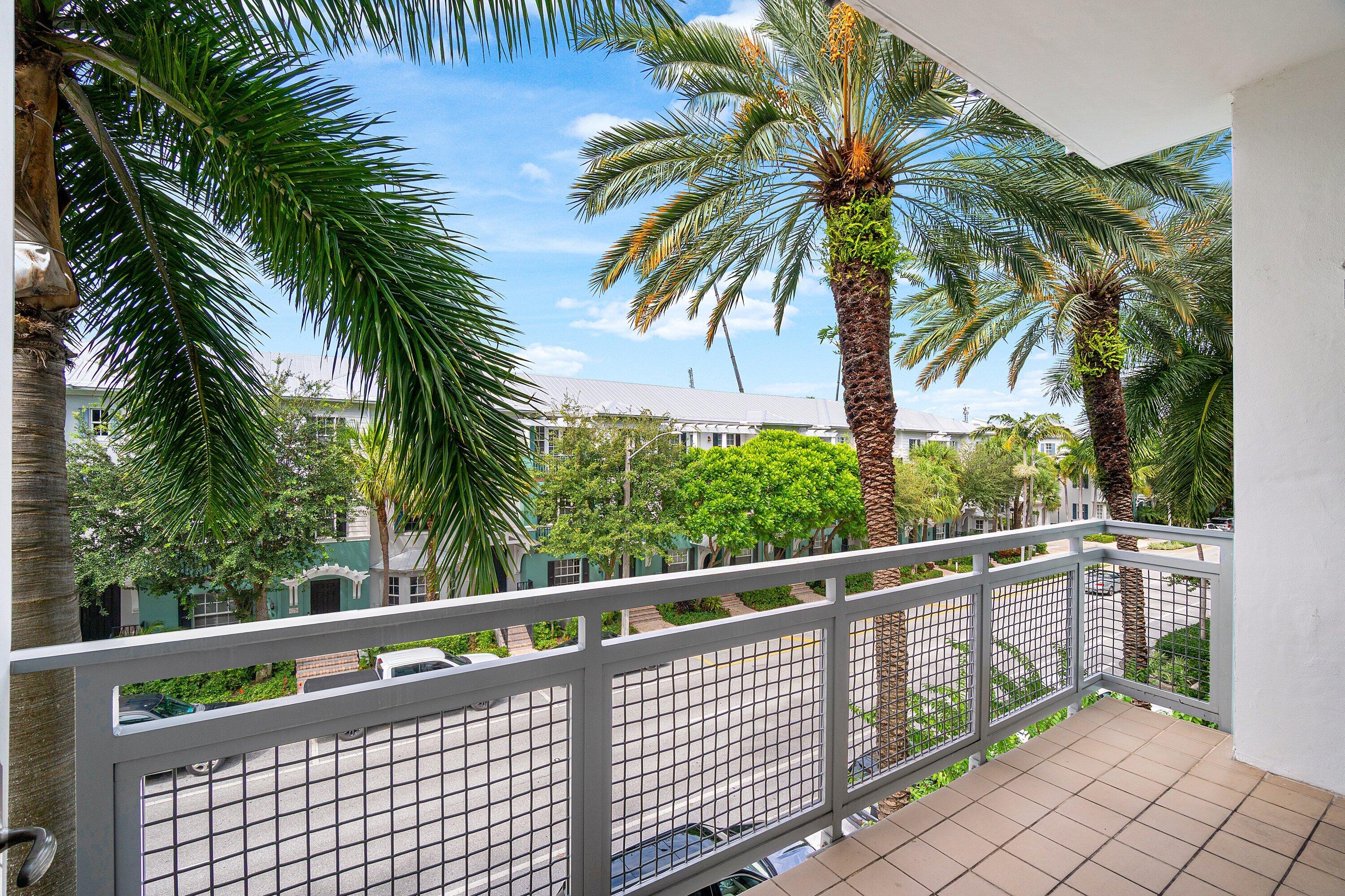 365 SE 6TH Avenue 310