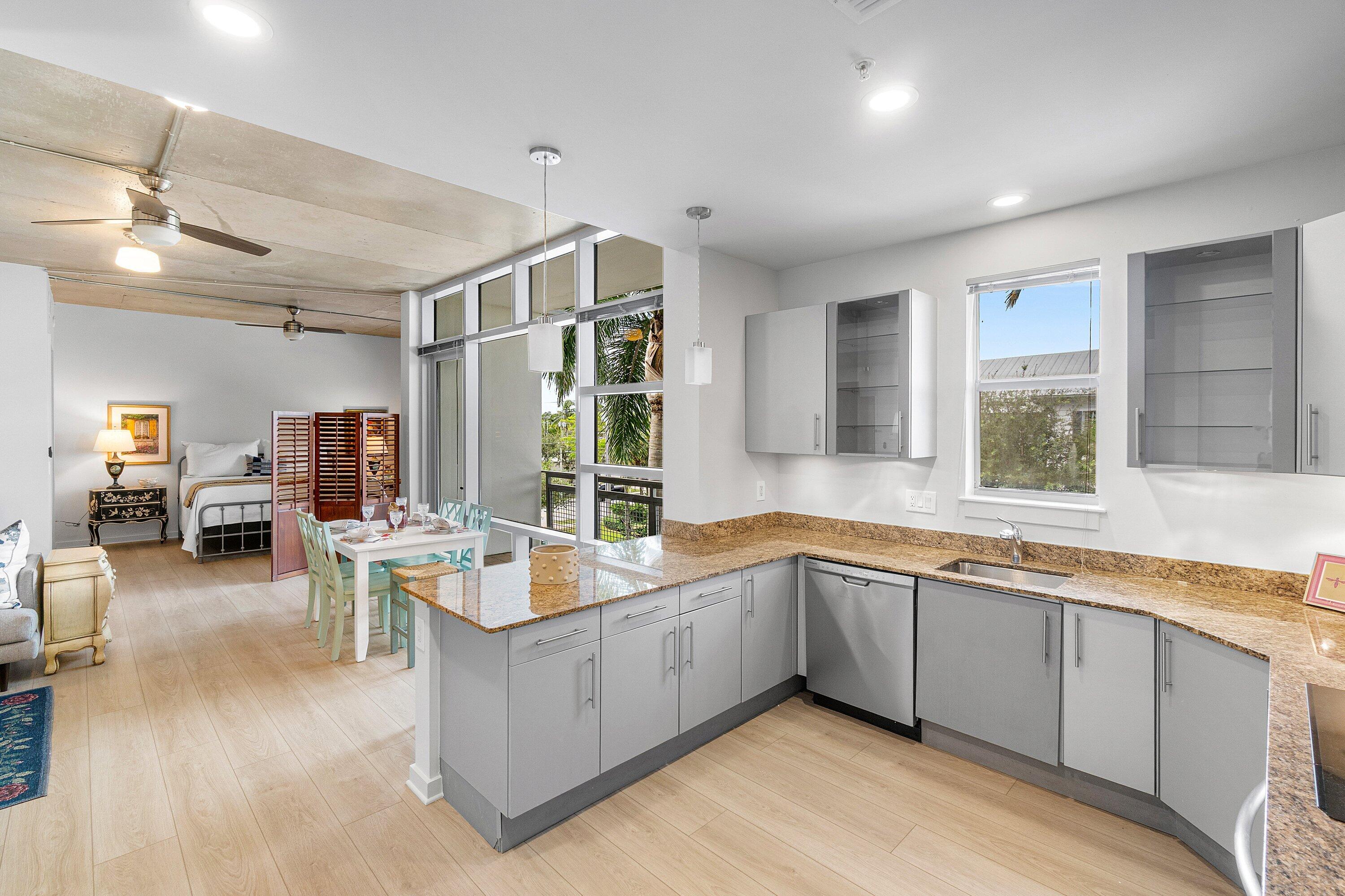 365 SE 6TH Avenue 310