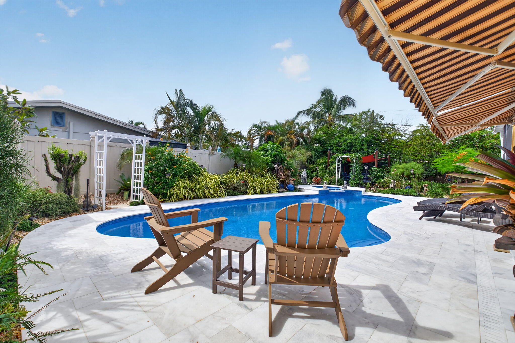 415 Colonial Road