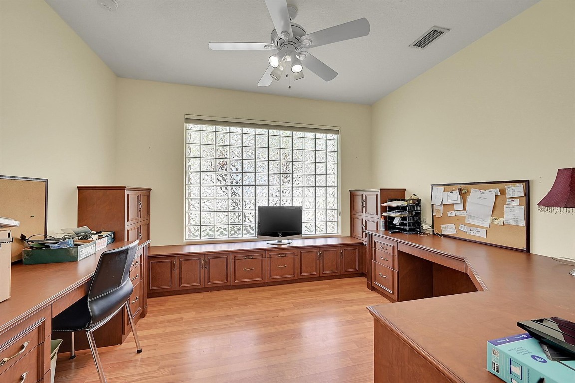 6608 Hermosa Beach Ln