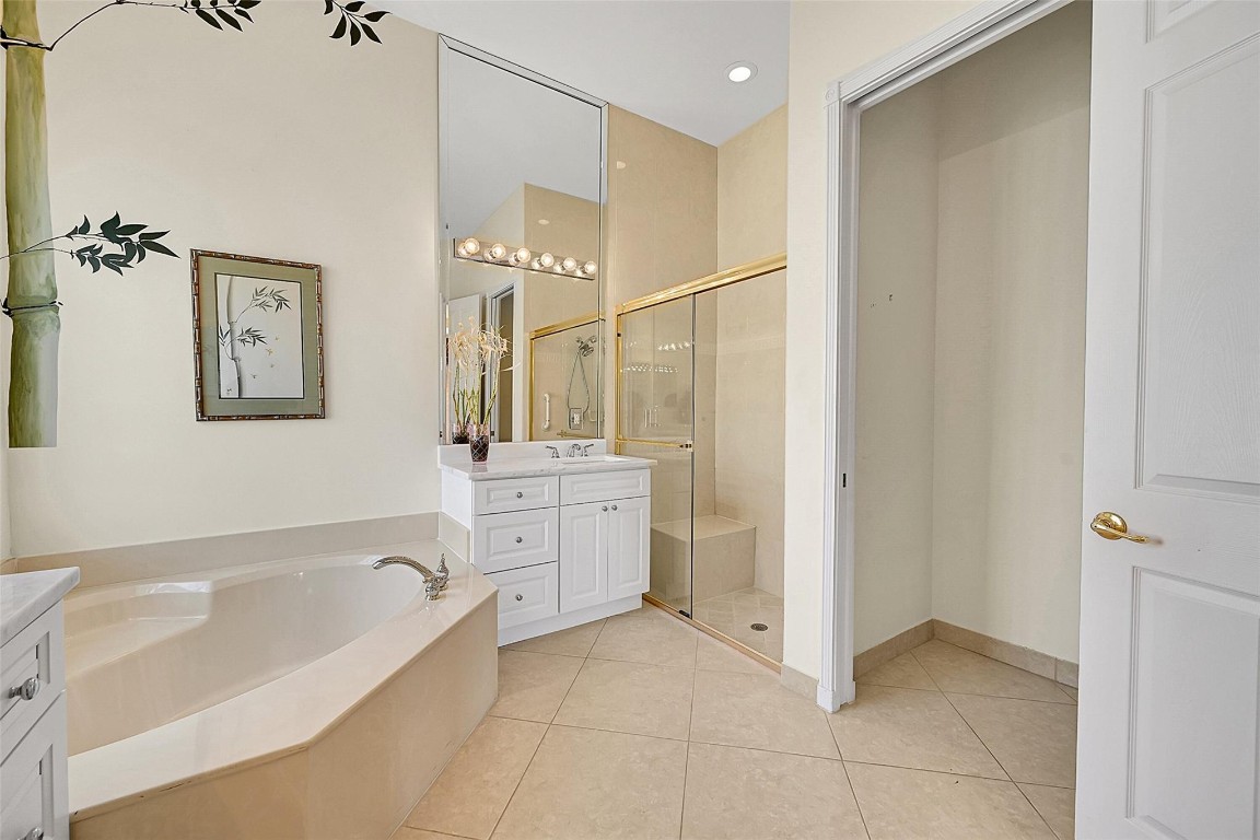 6608 Hermosa Beach Ln