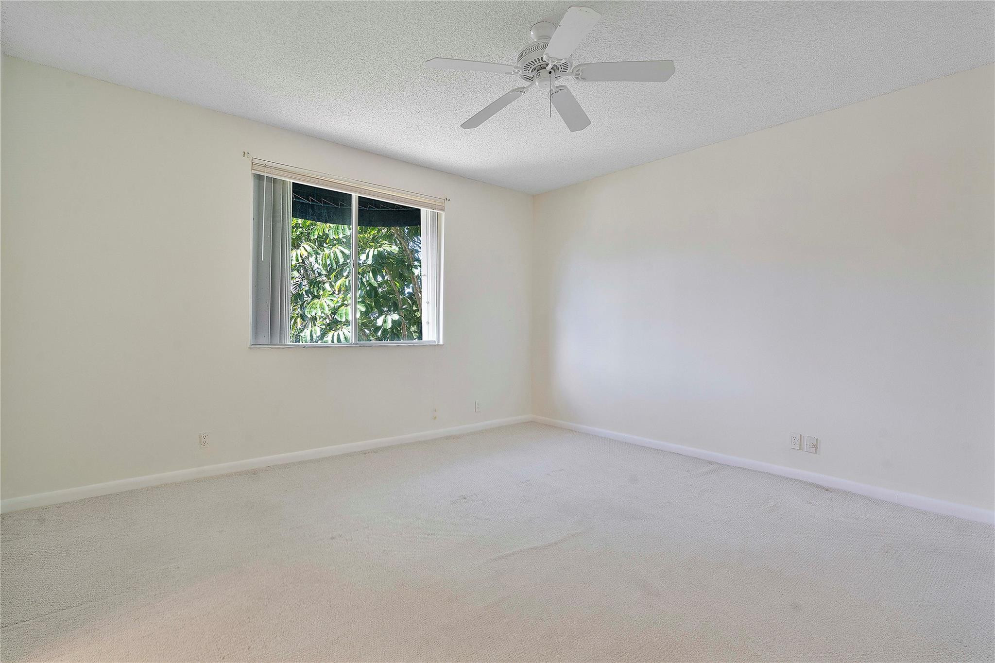 3213 NE 16th St 110