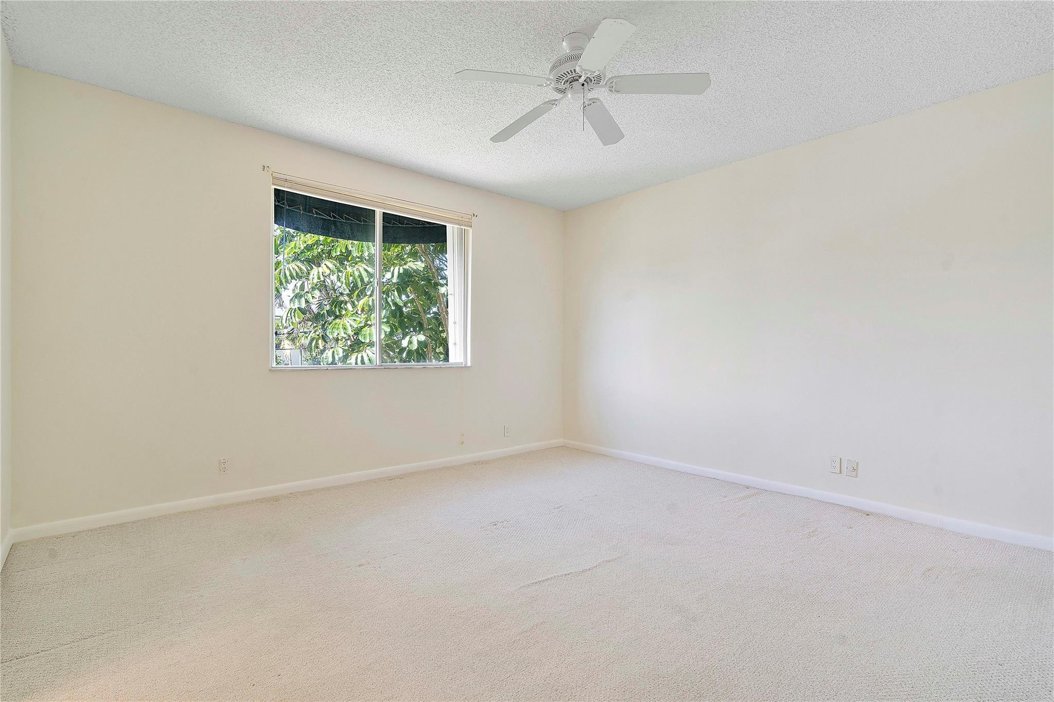 3213 NE 16th St 110