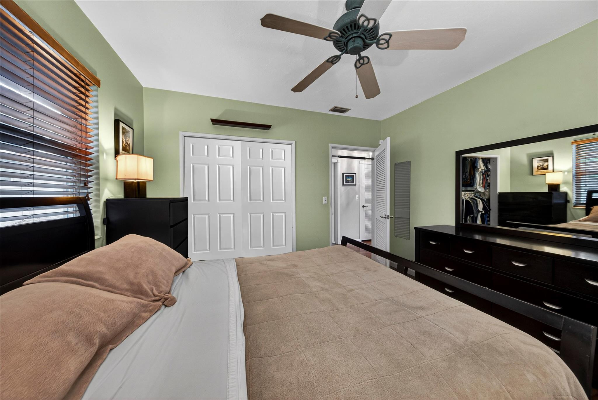 712 NW 29th Court