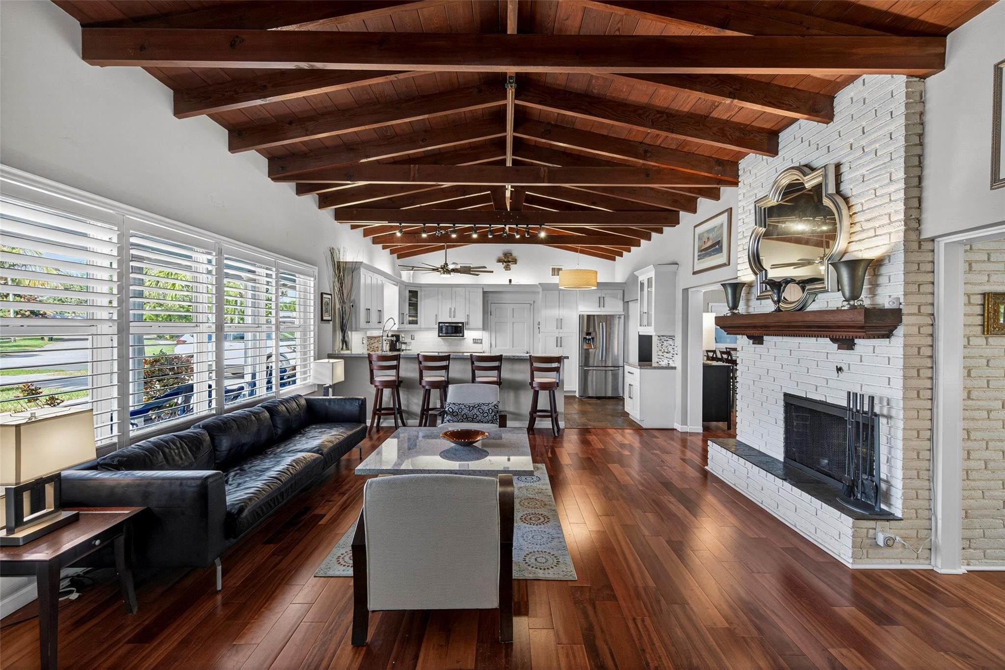 712 NW 29th Court