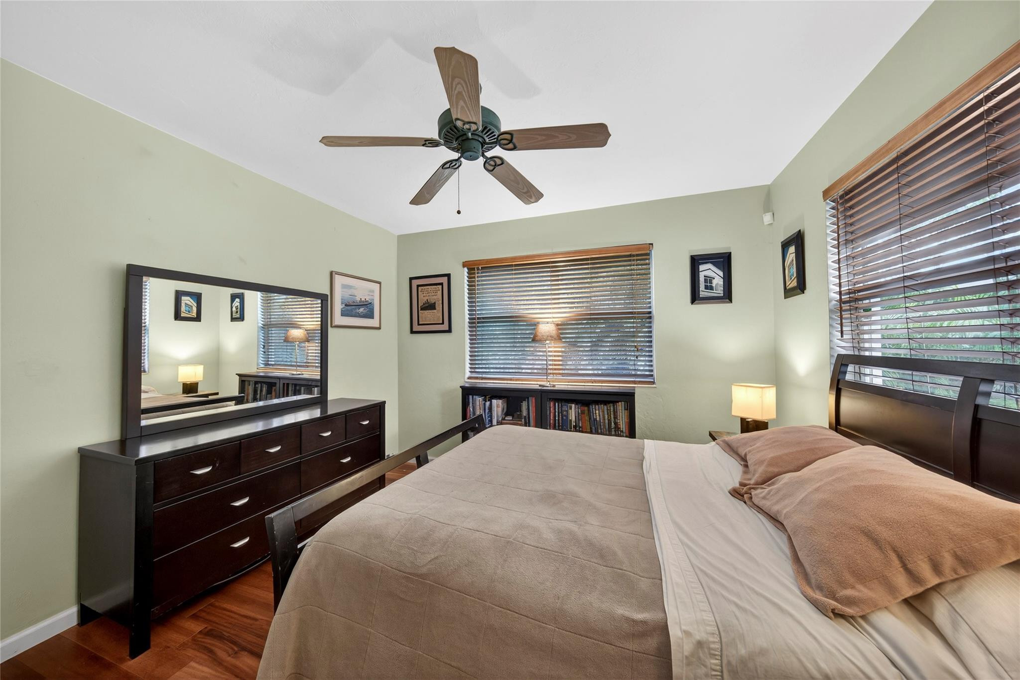 712 NW 29th Court
