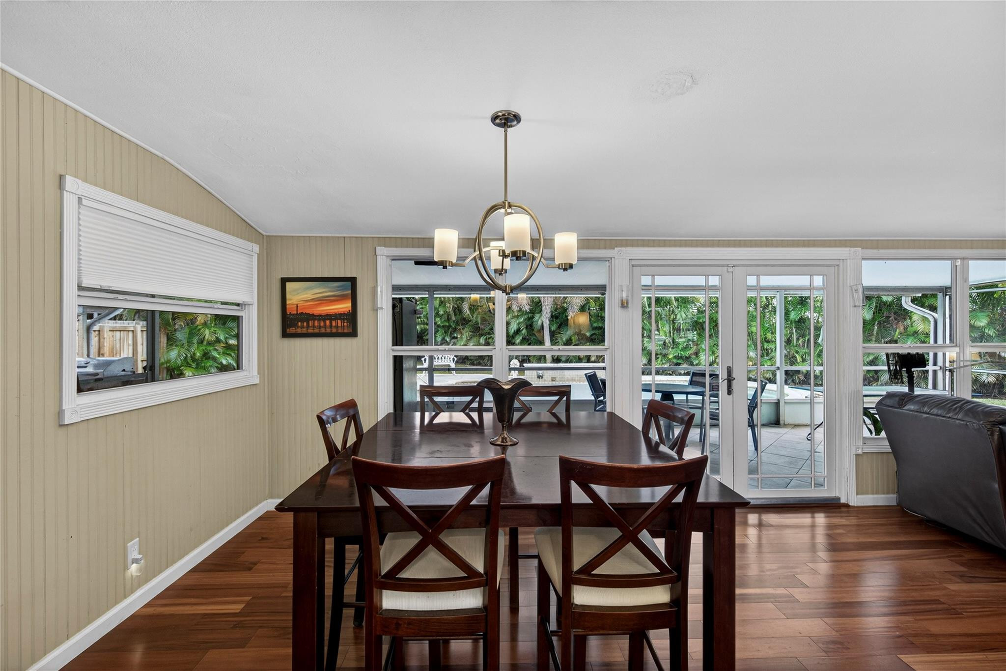712 NW 29th Court
