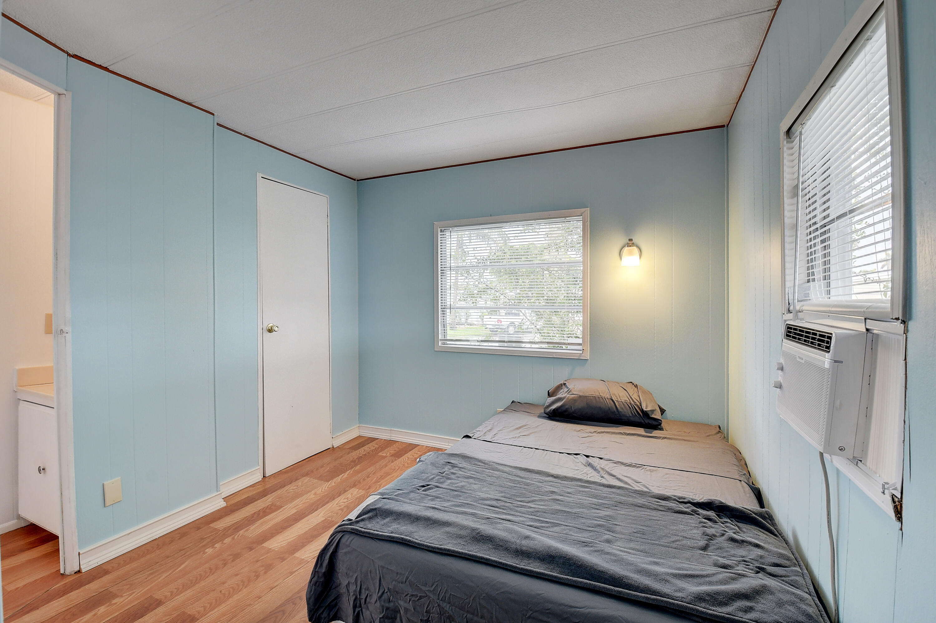 12375 S Military Trail 207