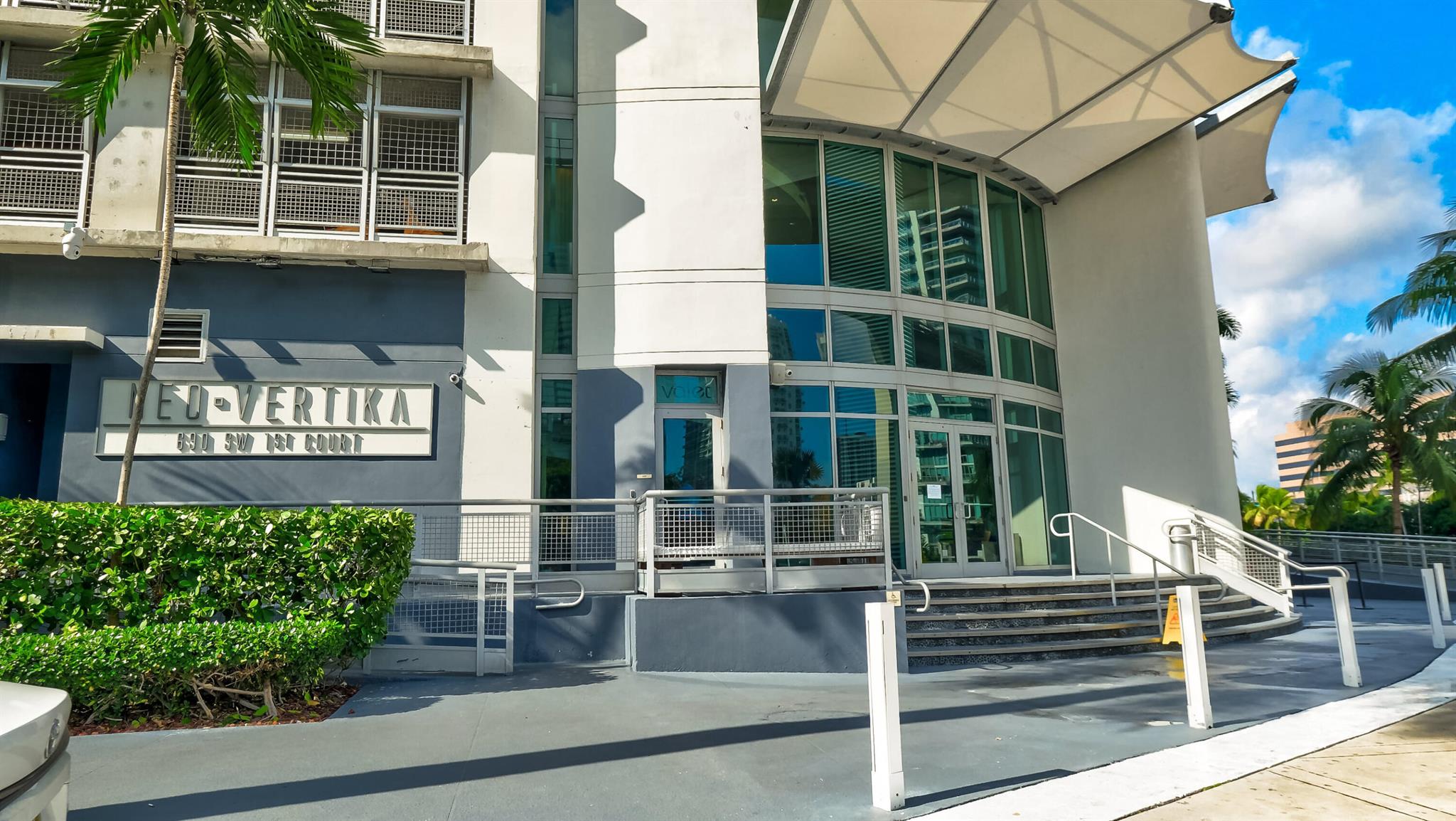 690 SW 1st Court 1901