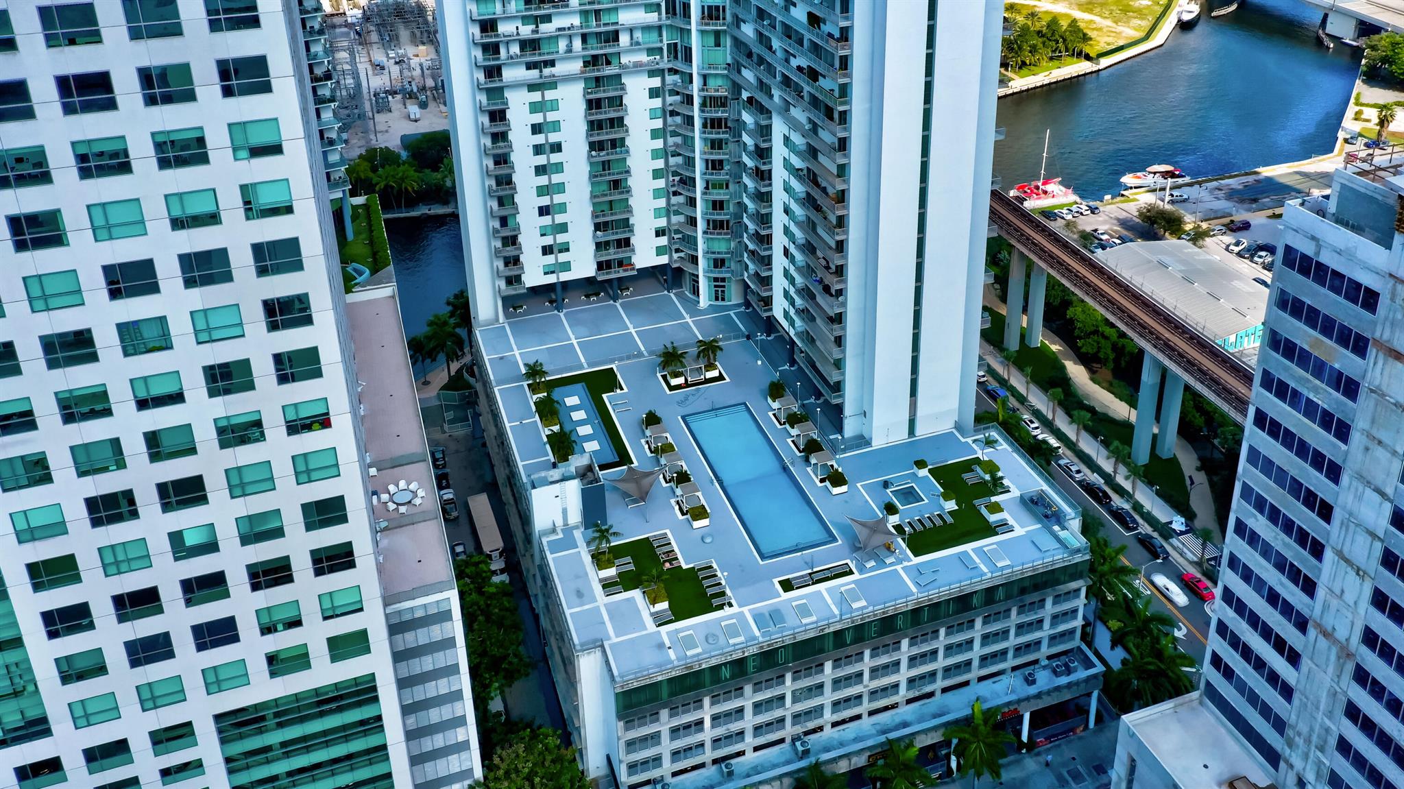 690 SW 1st Court 1901