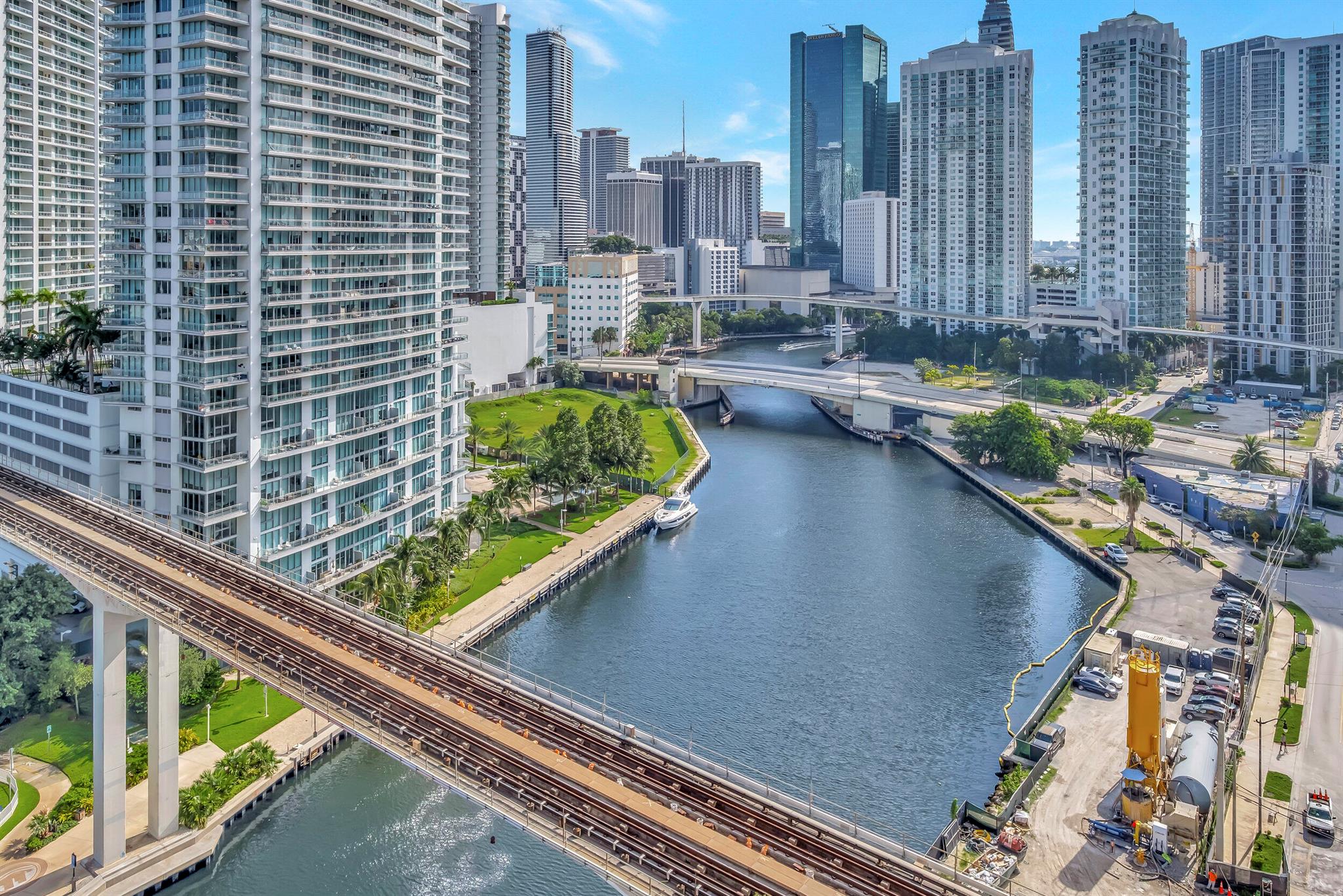 690 SW 1st Court 1901