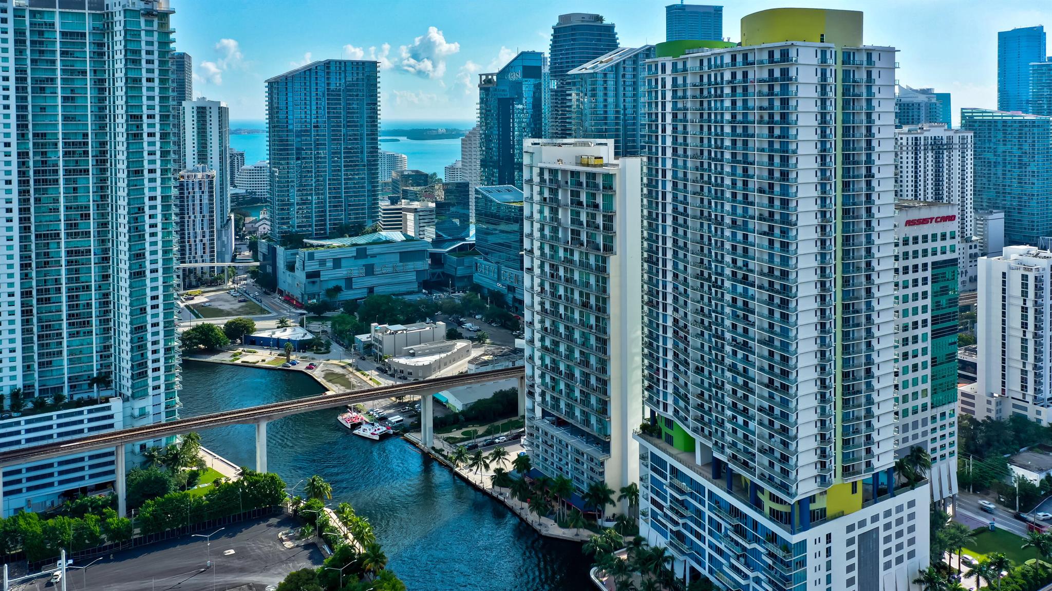 690 SW 1st Court 1901