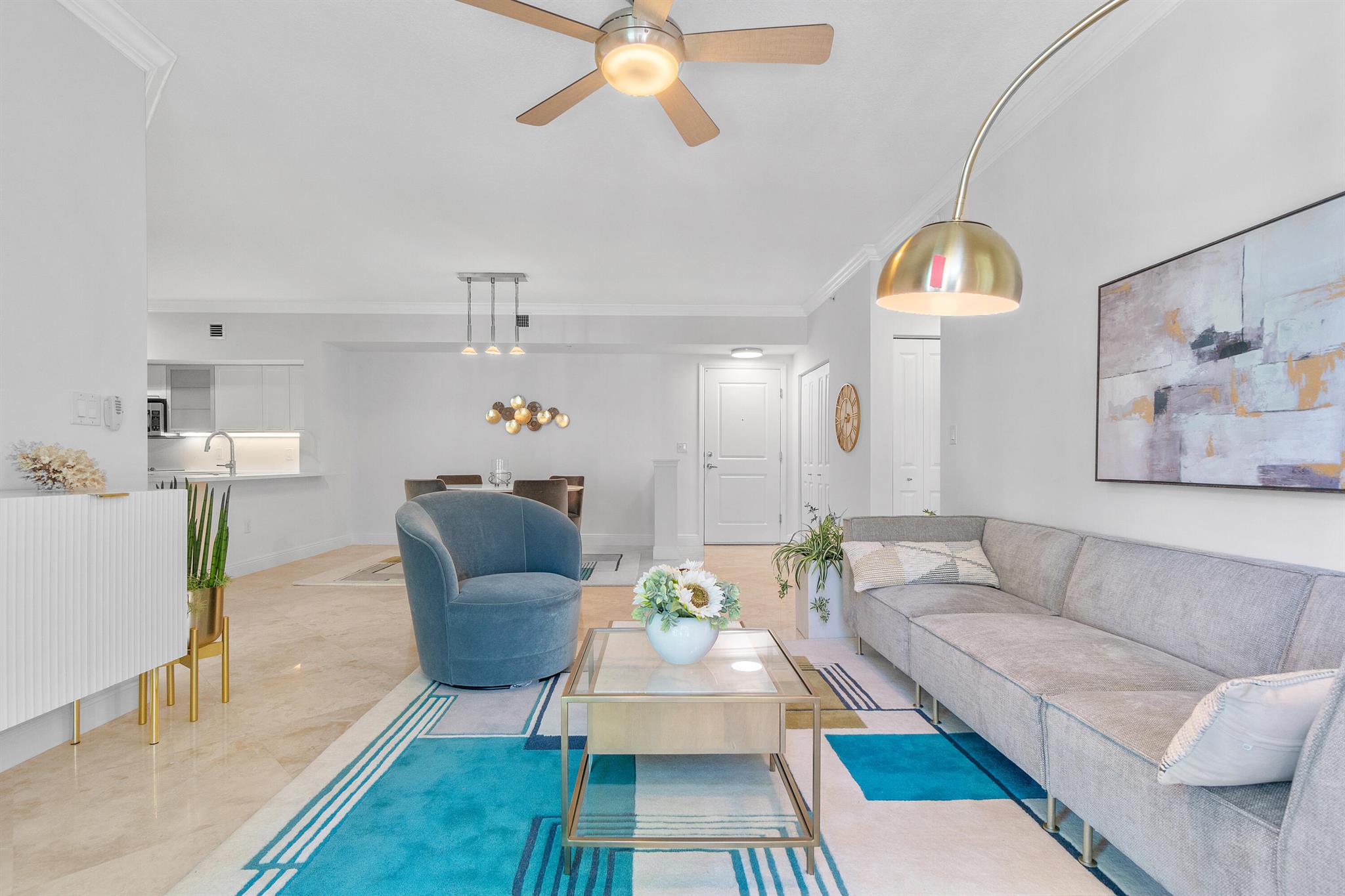 225 NE 1st Street 311