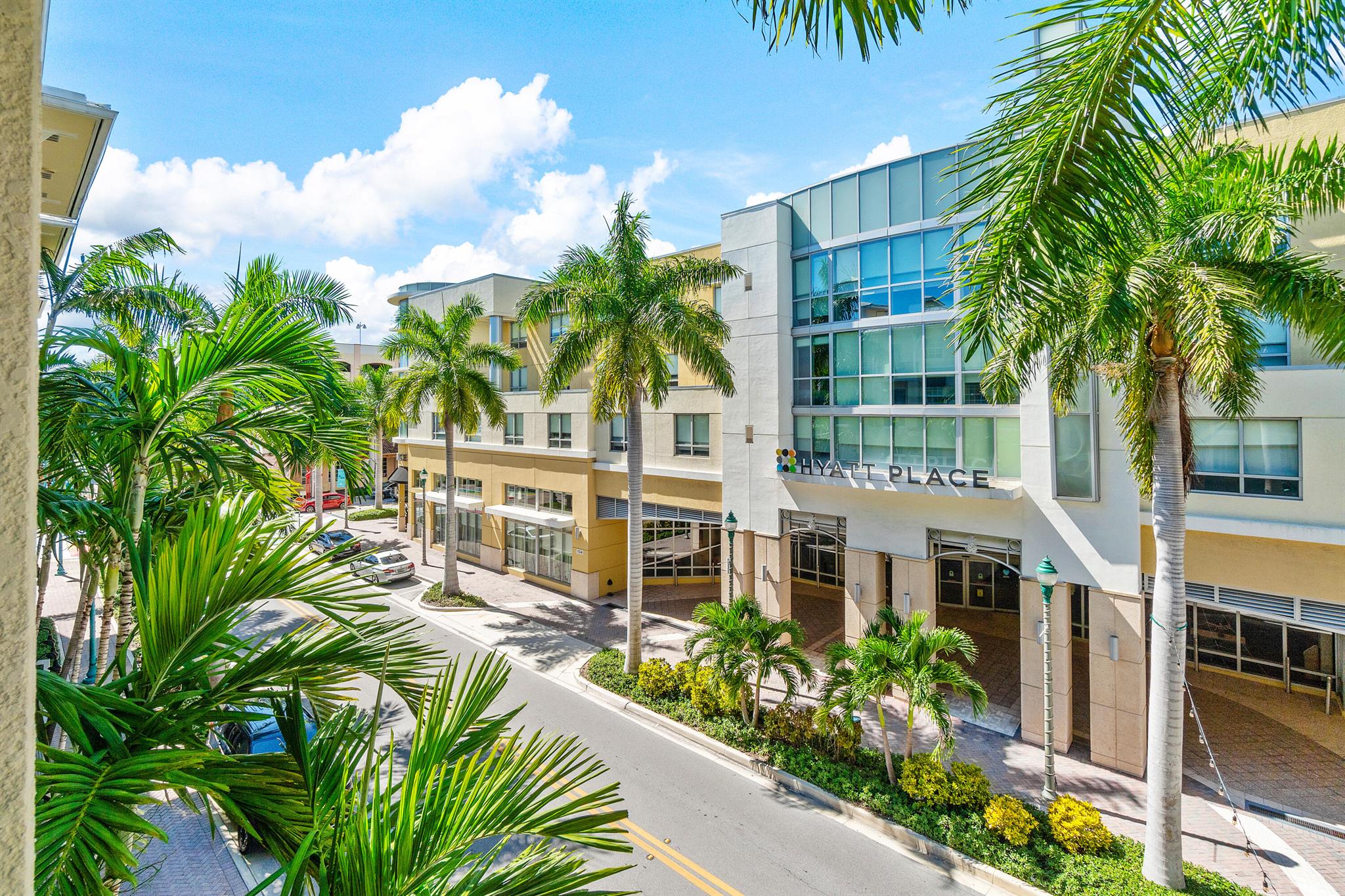 225 NE 1st Street 311