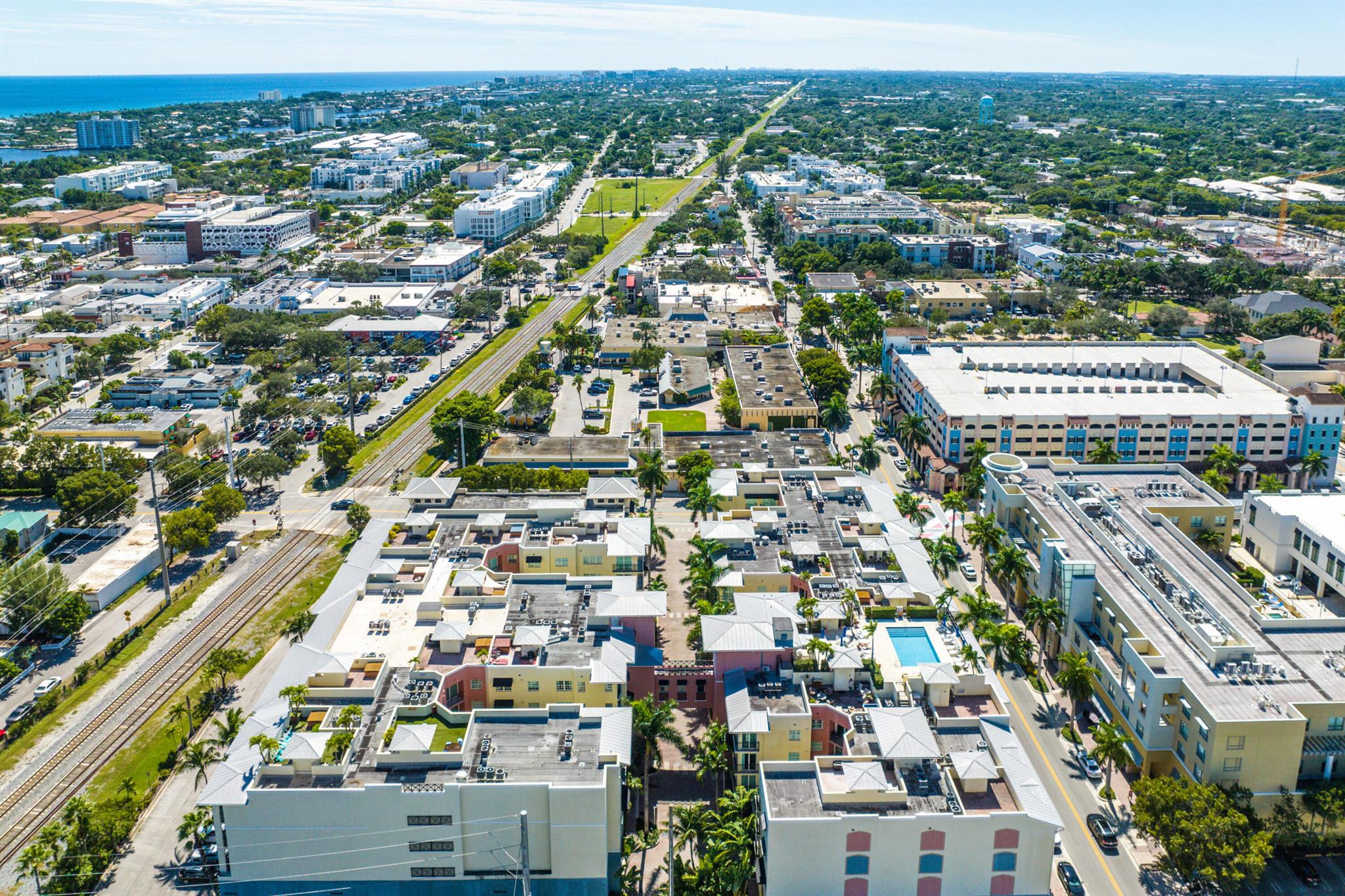 225 NE 1st Street 311