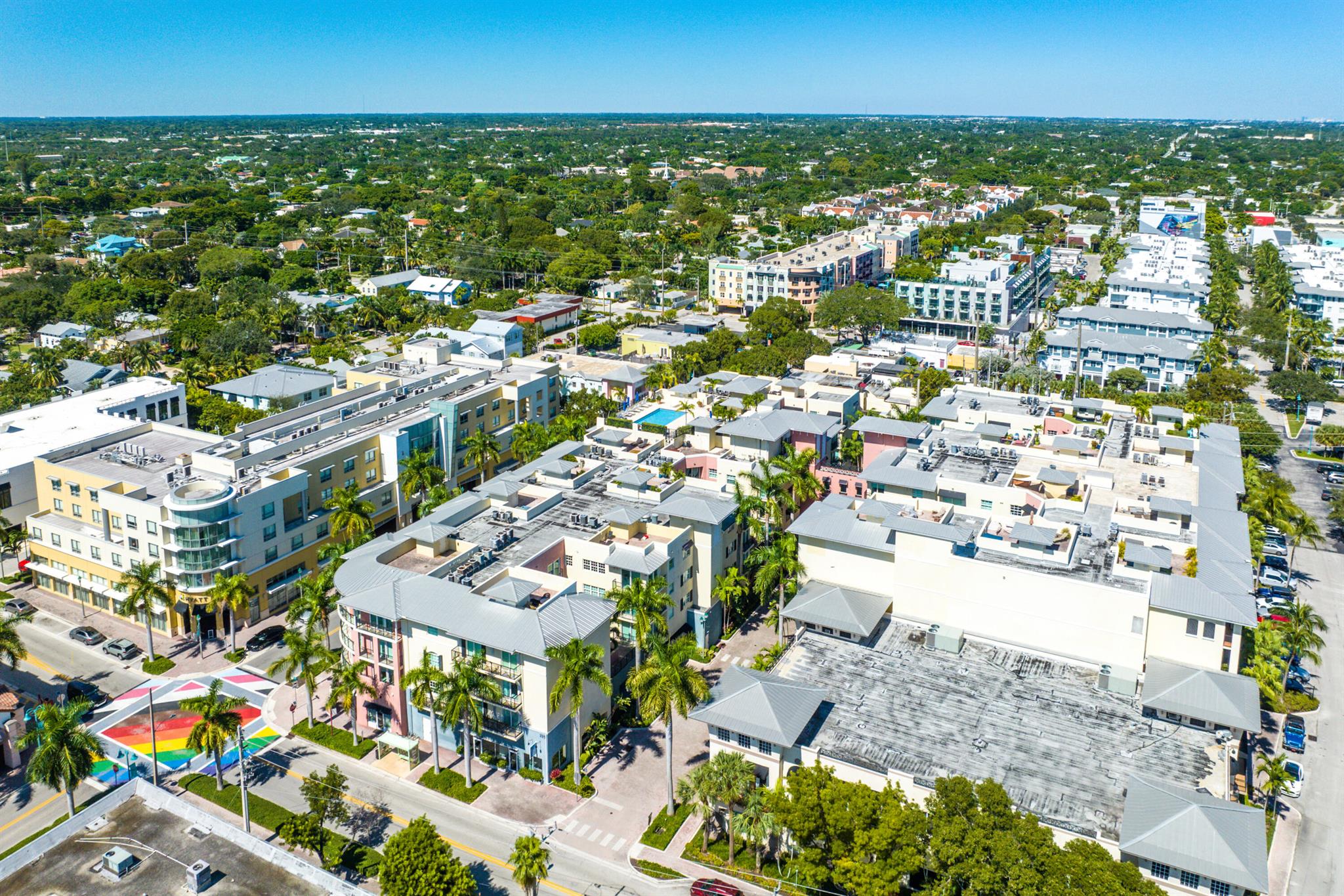 225 NE 1st Street 311