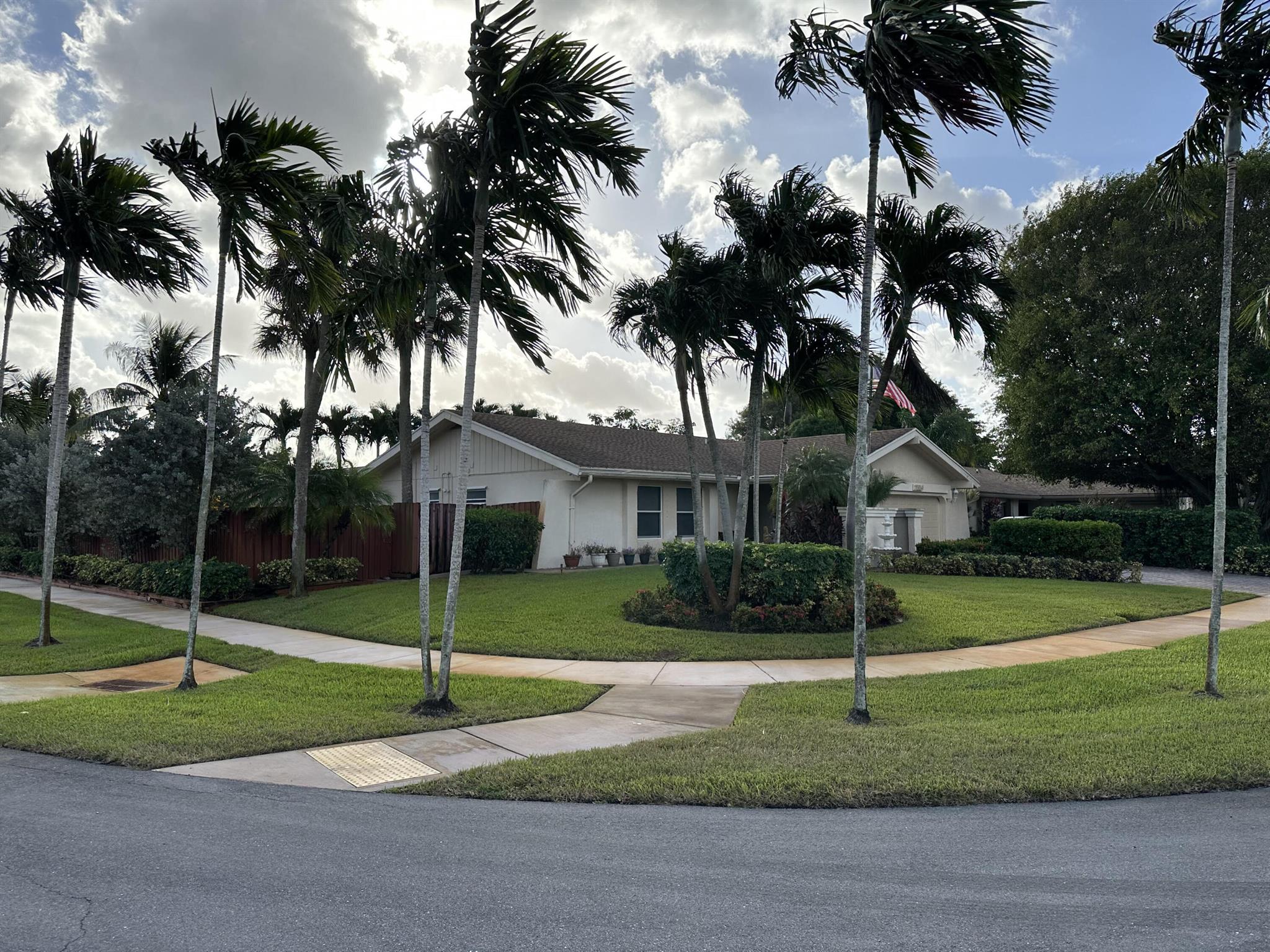 17564 Weeping Willow Trail