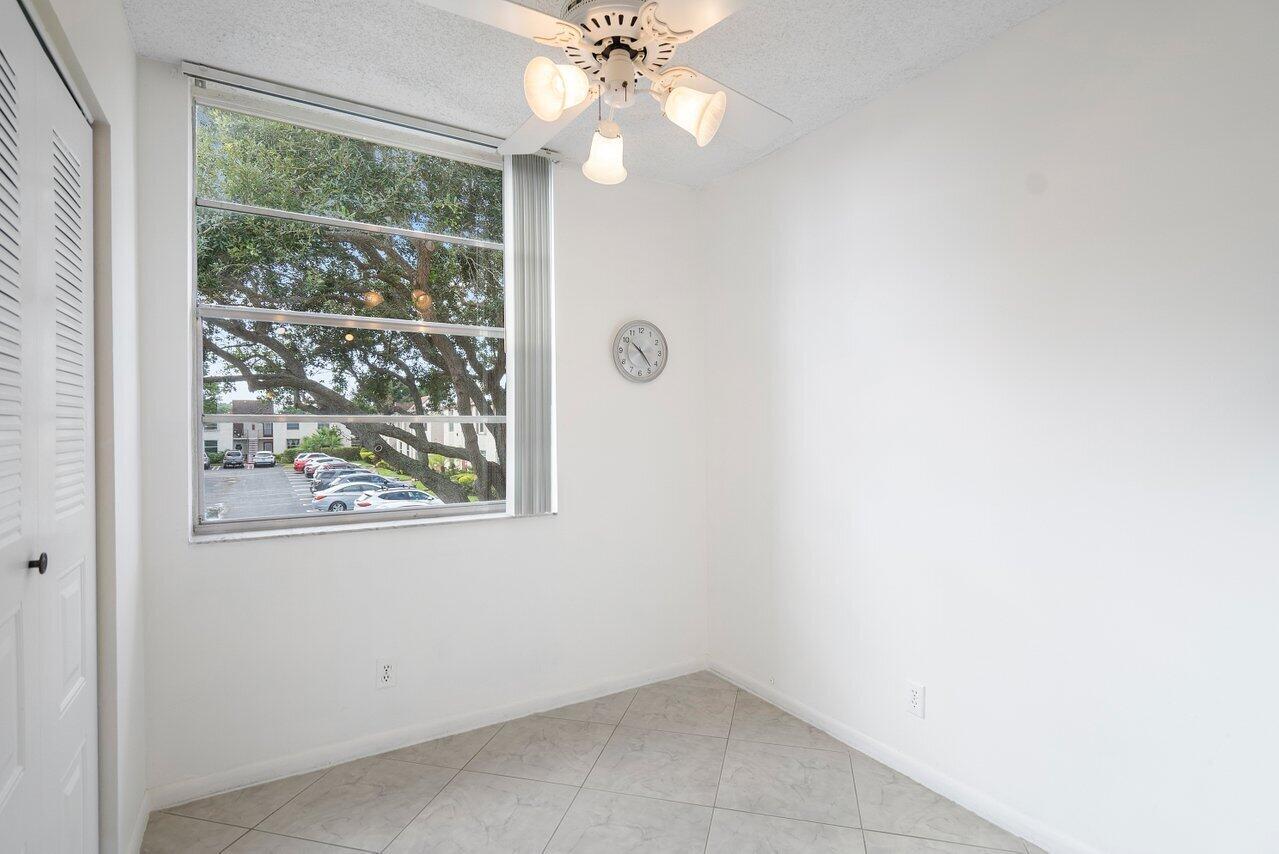 15 Willowbrook Lane 201