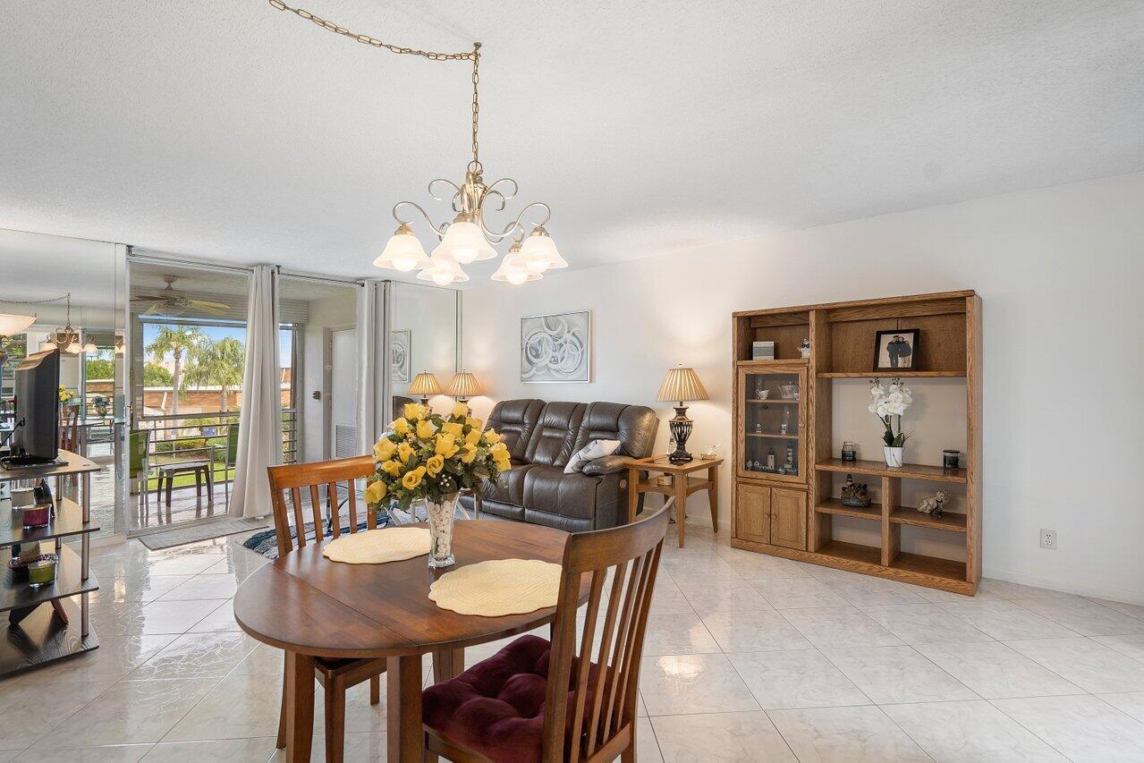 15 Willowbrook Lane 201