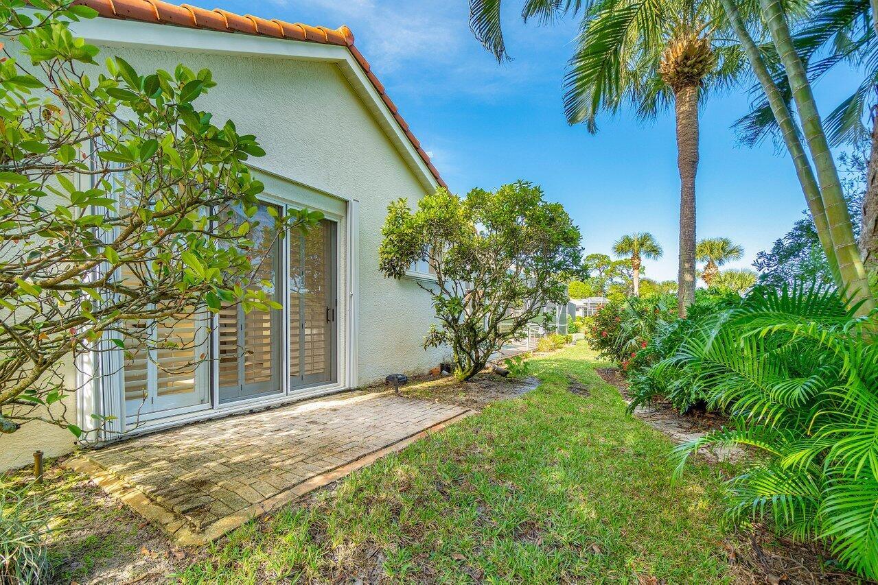 1220 NW Winters Creek Road