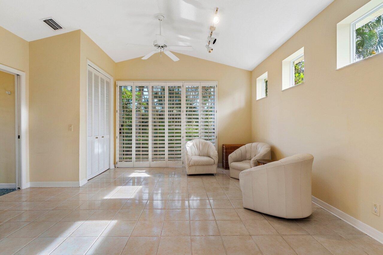 1220 NW Winters Creek Road