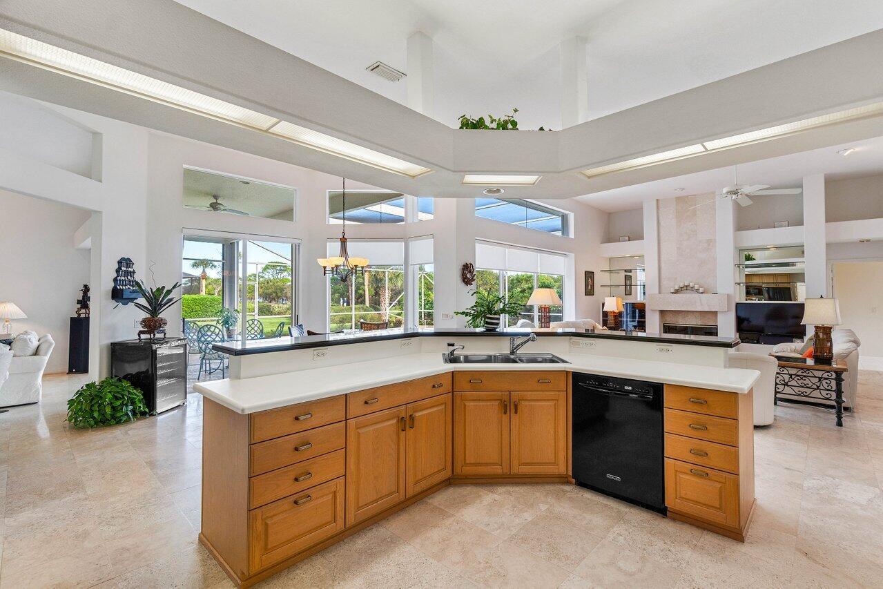 1220 NW Winters Creek Road