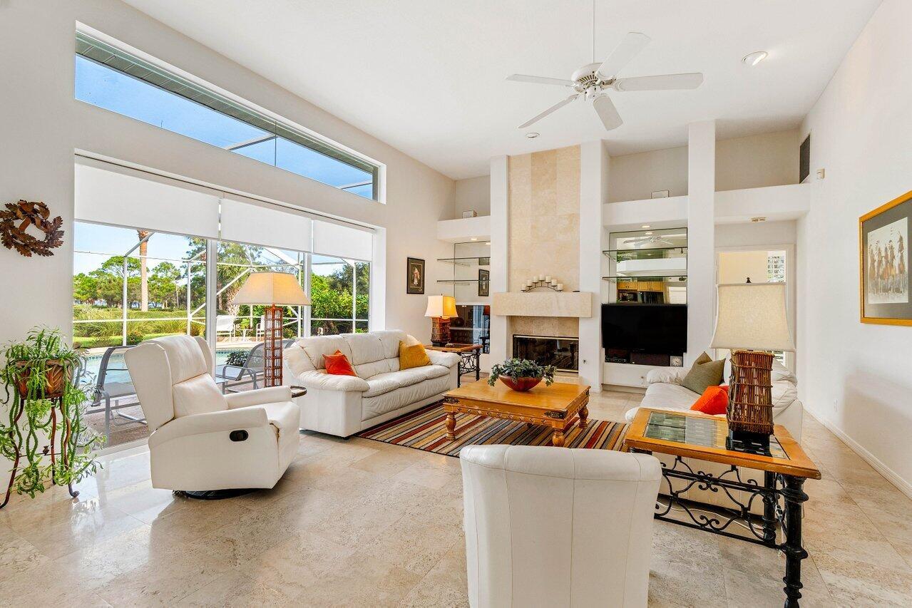 1220 NW Winters Creek Road