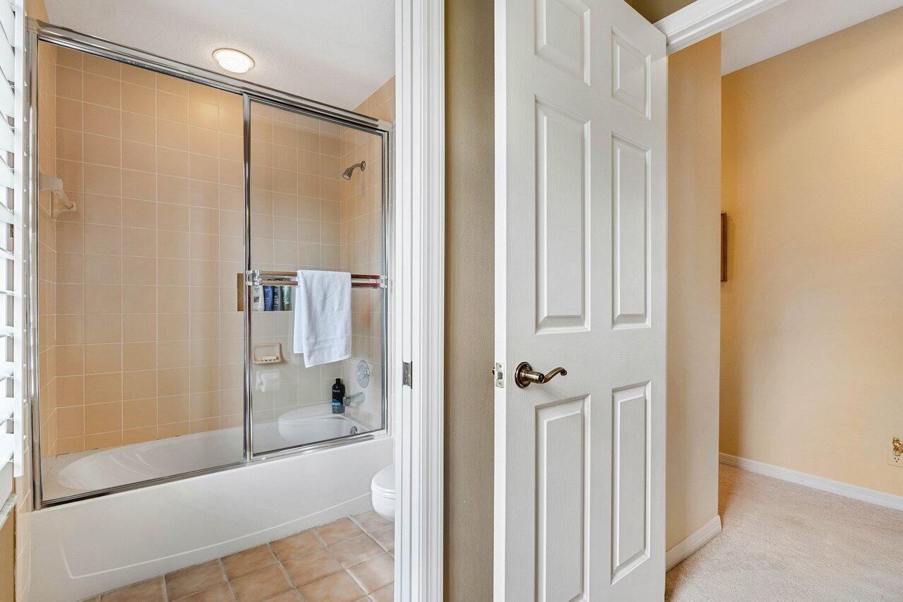 1220 NW Winters Creek Road