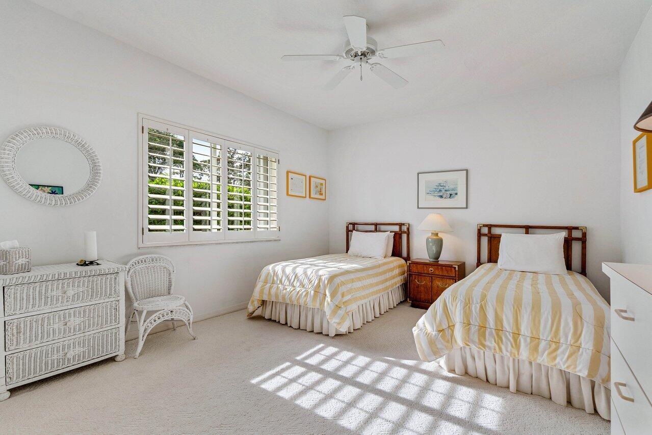 1220 NW Winters Creek Road