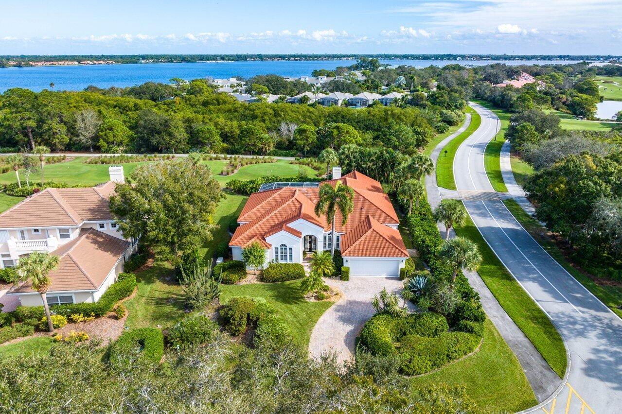 1220 NW Winters Creek Road