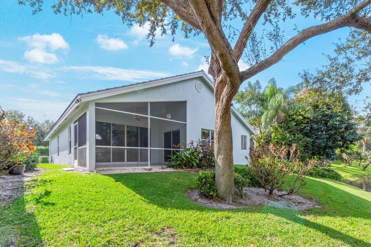 2757 S Clearbrook Circle