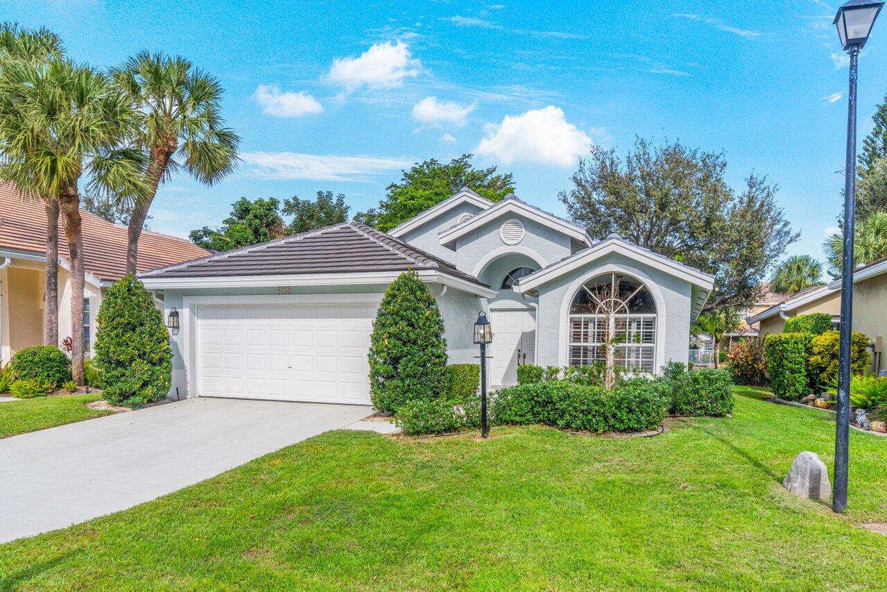 2757 S Clearbrook Circle