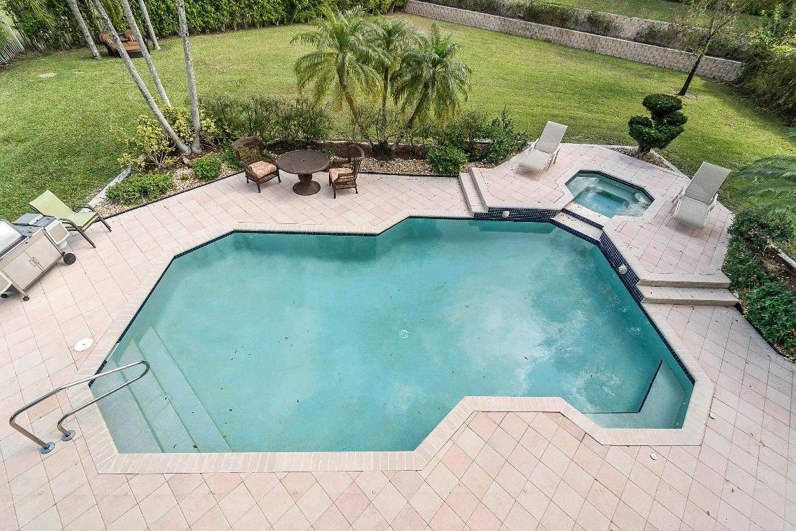 19329 Skyridge Circle