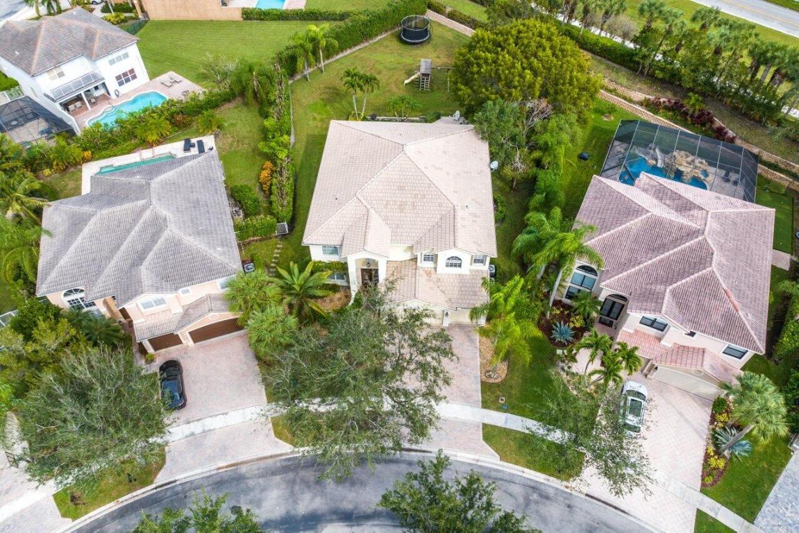 19329 Skyridge Circle