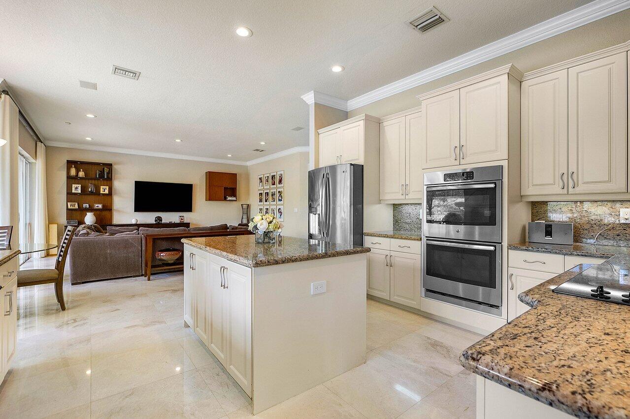 19329 Skyridge Circle