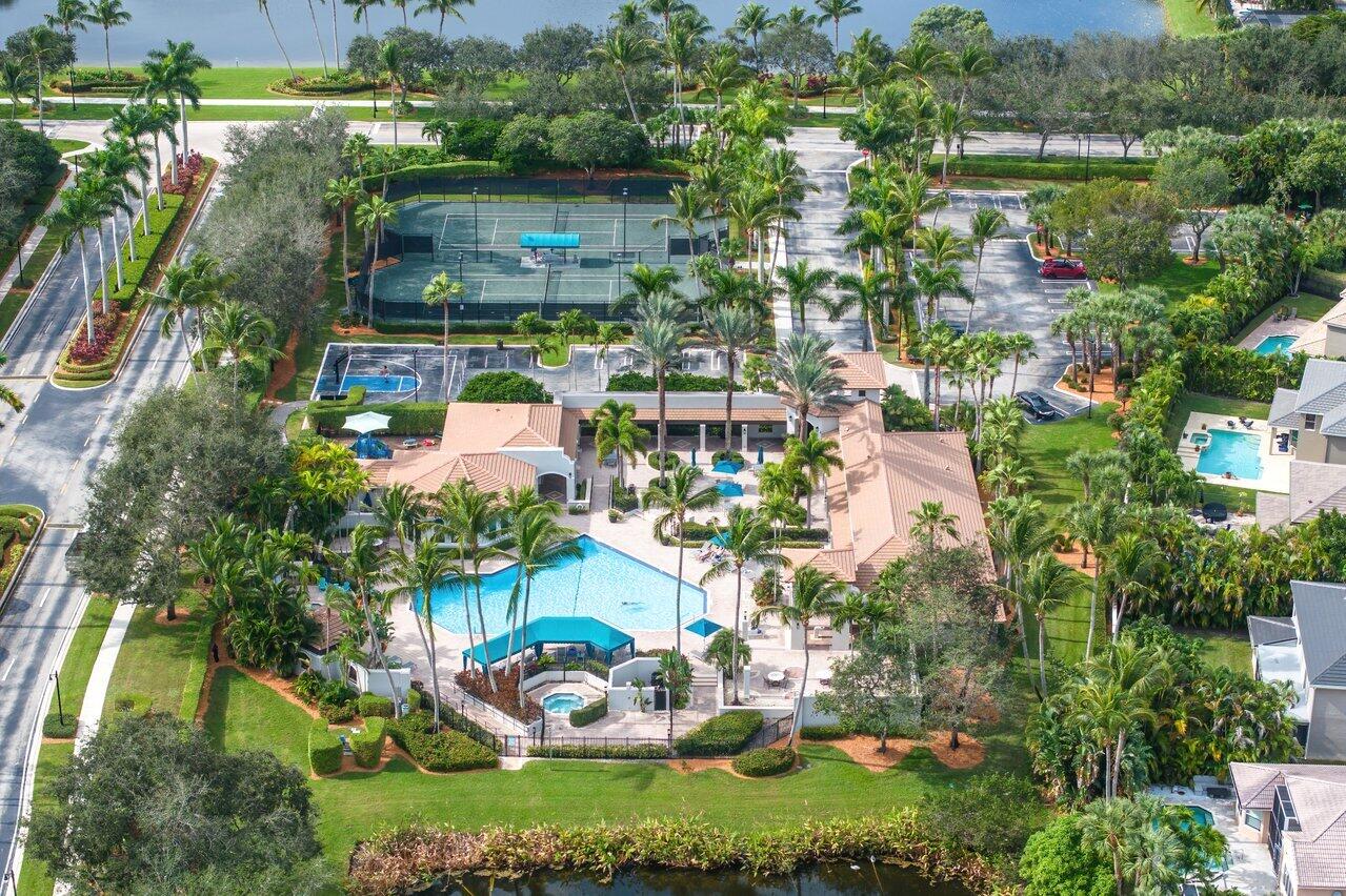 19329 Skyridge Circle