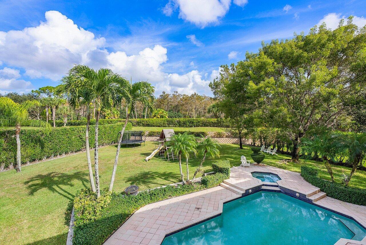 19329 Skyridge Circle