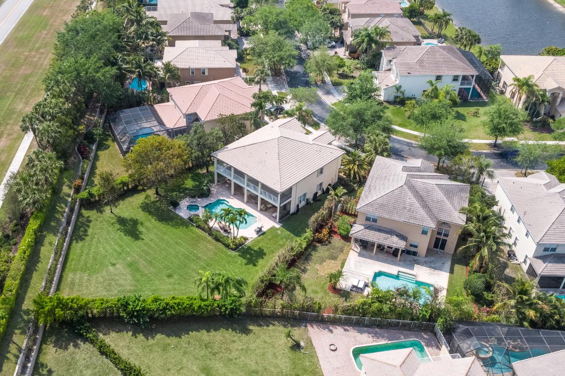 19329 Skyridge Circle