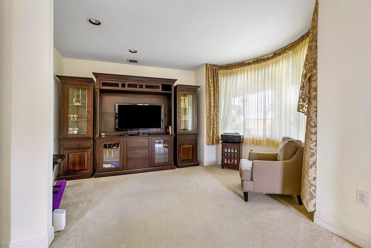 19329 Skyridge Circle